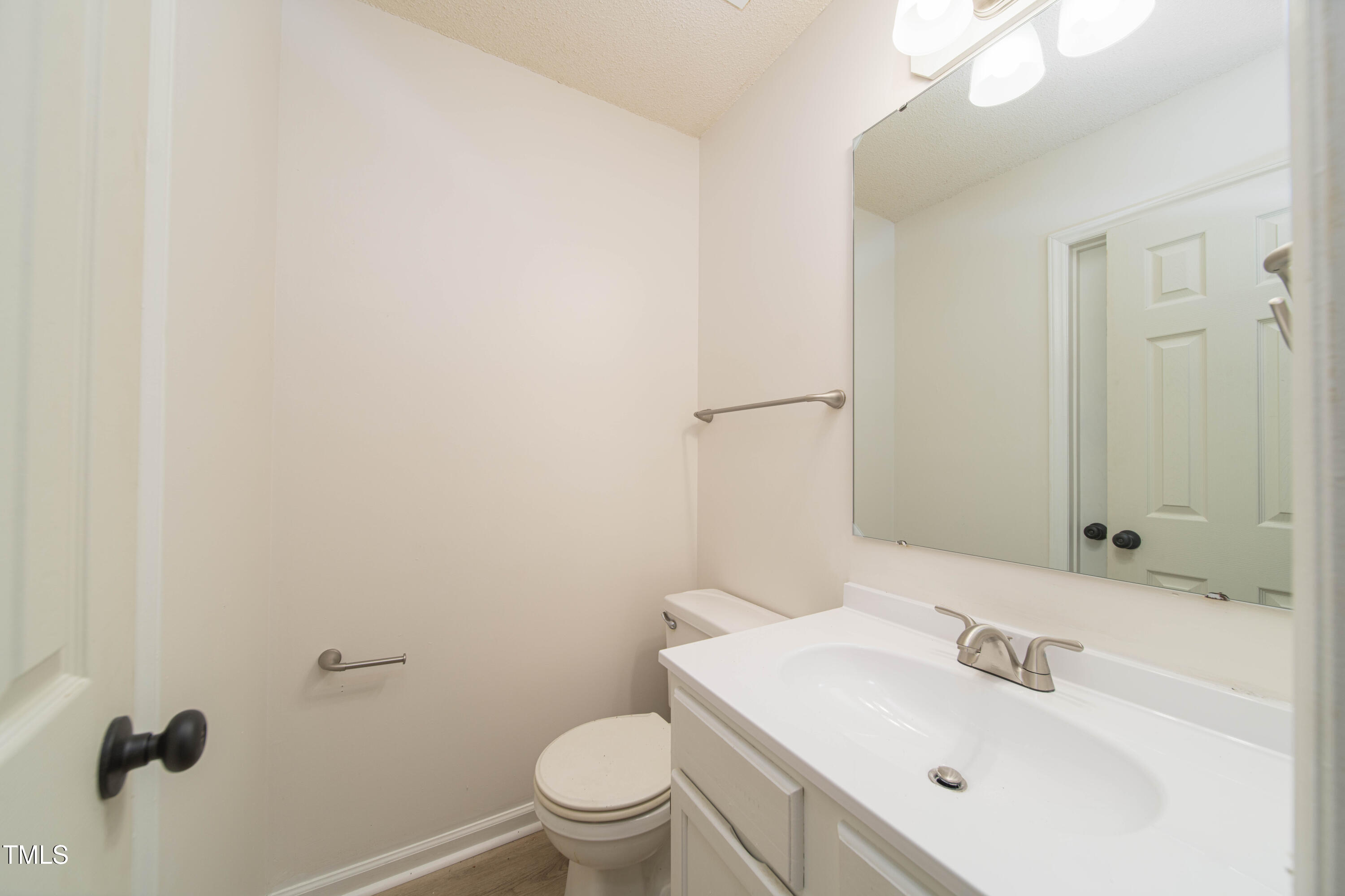 4258 Kaplan Drive Property Photo 17