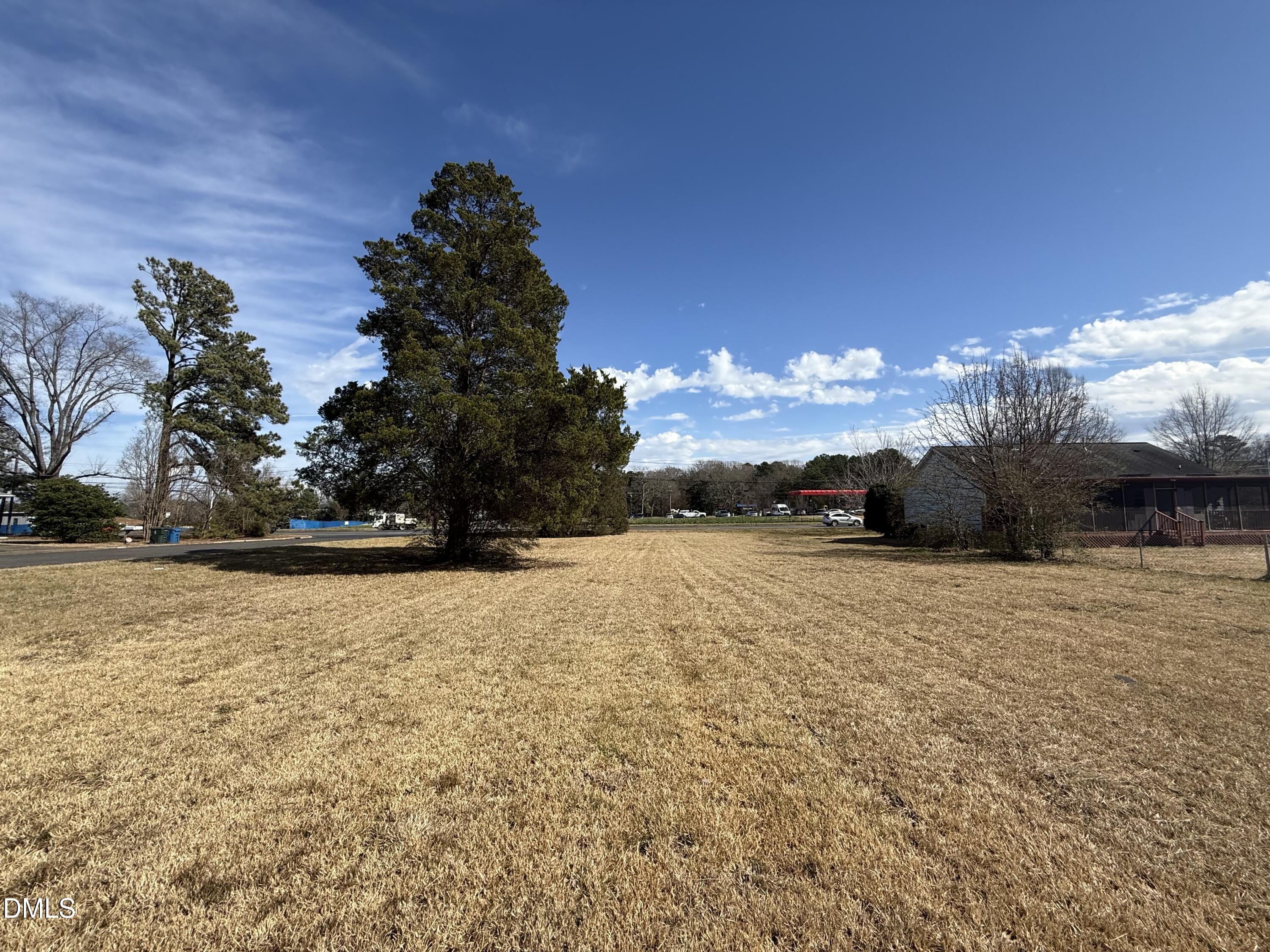 3213 N Duke Street Property Photo 4