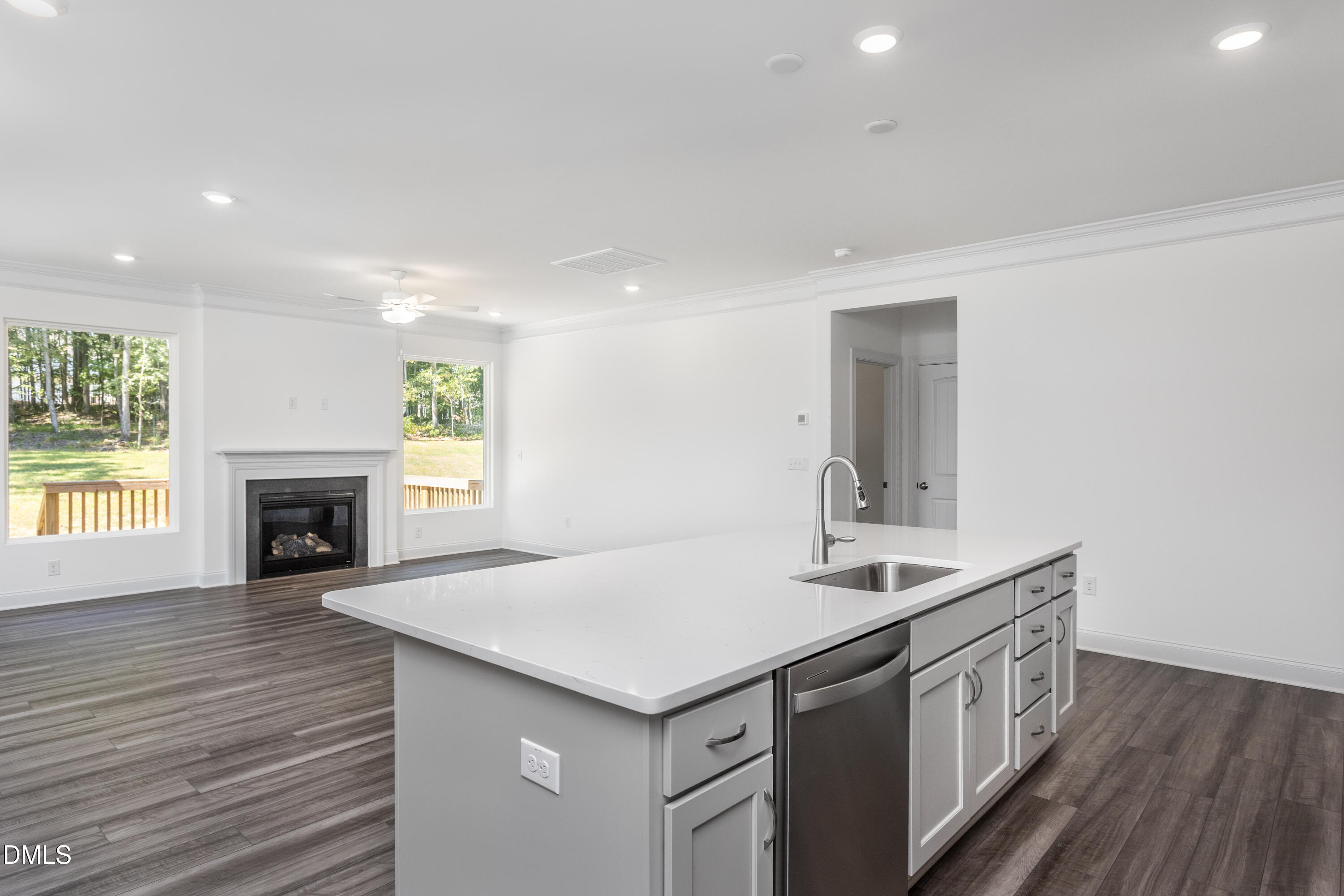 447 Rising Star Drive Property Photo 8