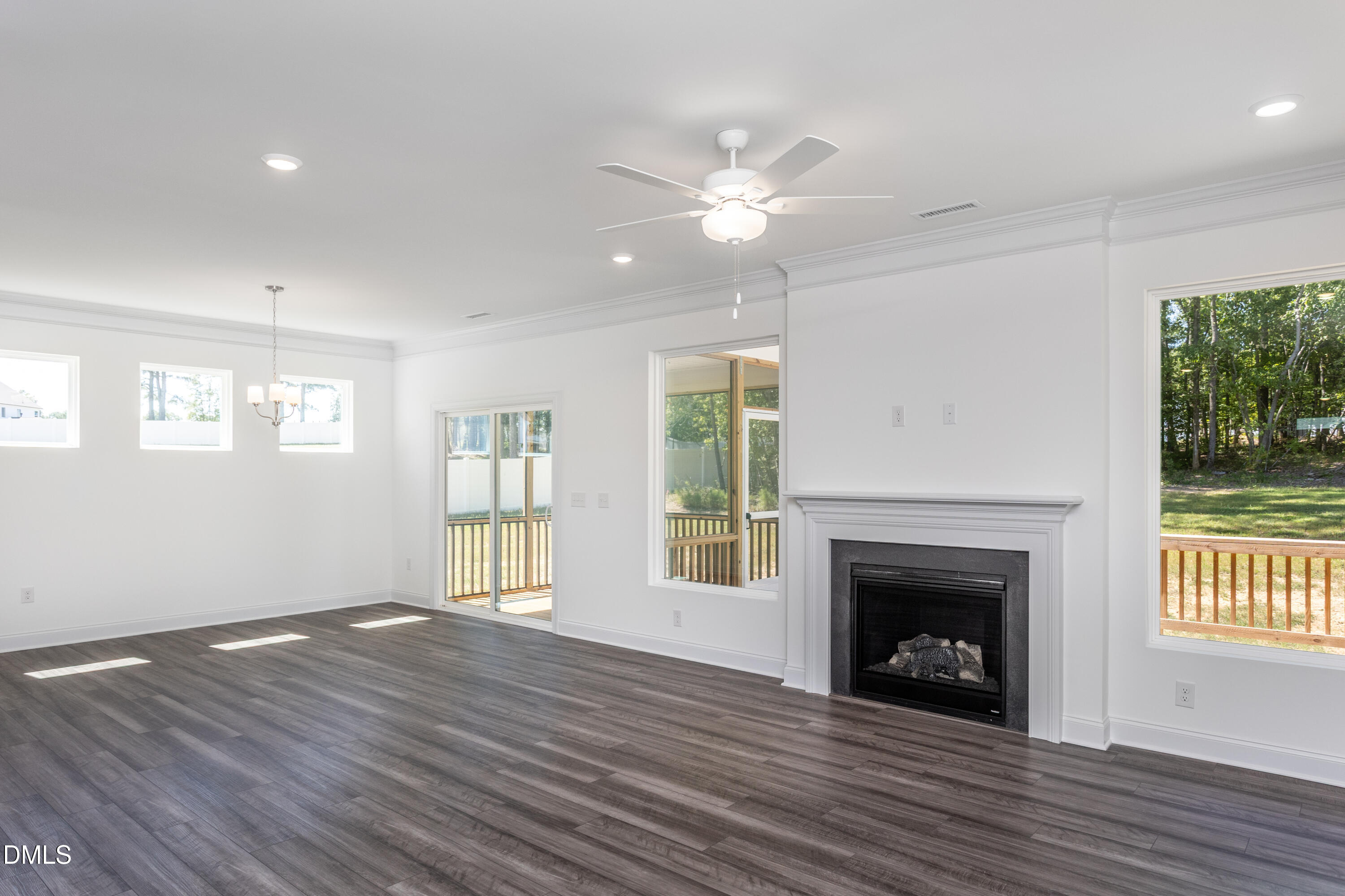 447 Rising Star Drive Property Photo 13