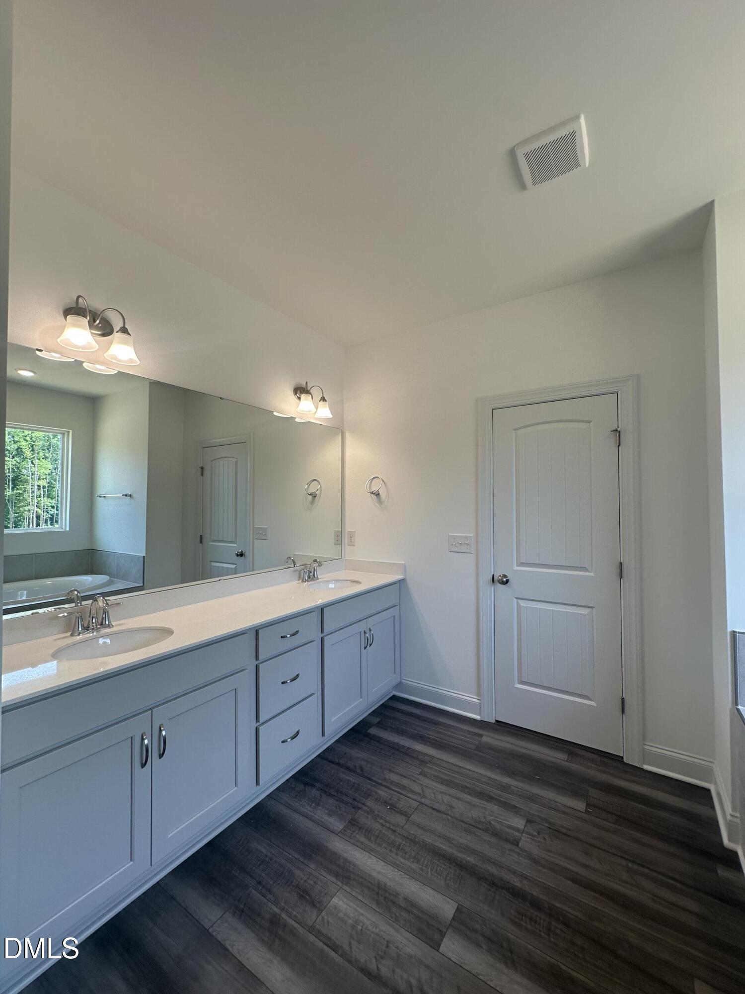 447 Rising Star Drive Property Photo 14