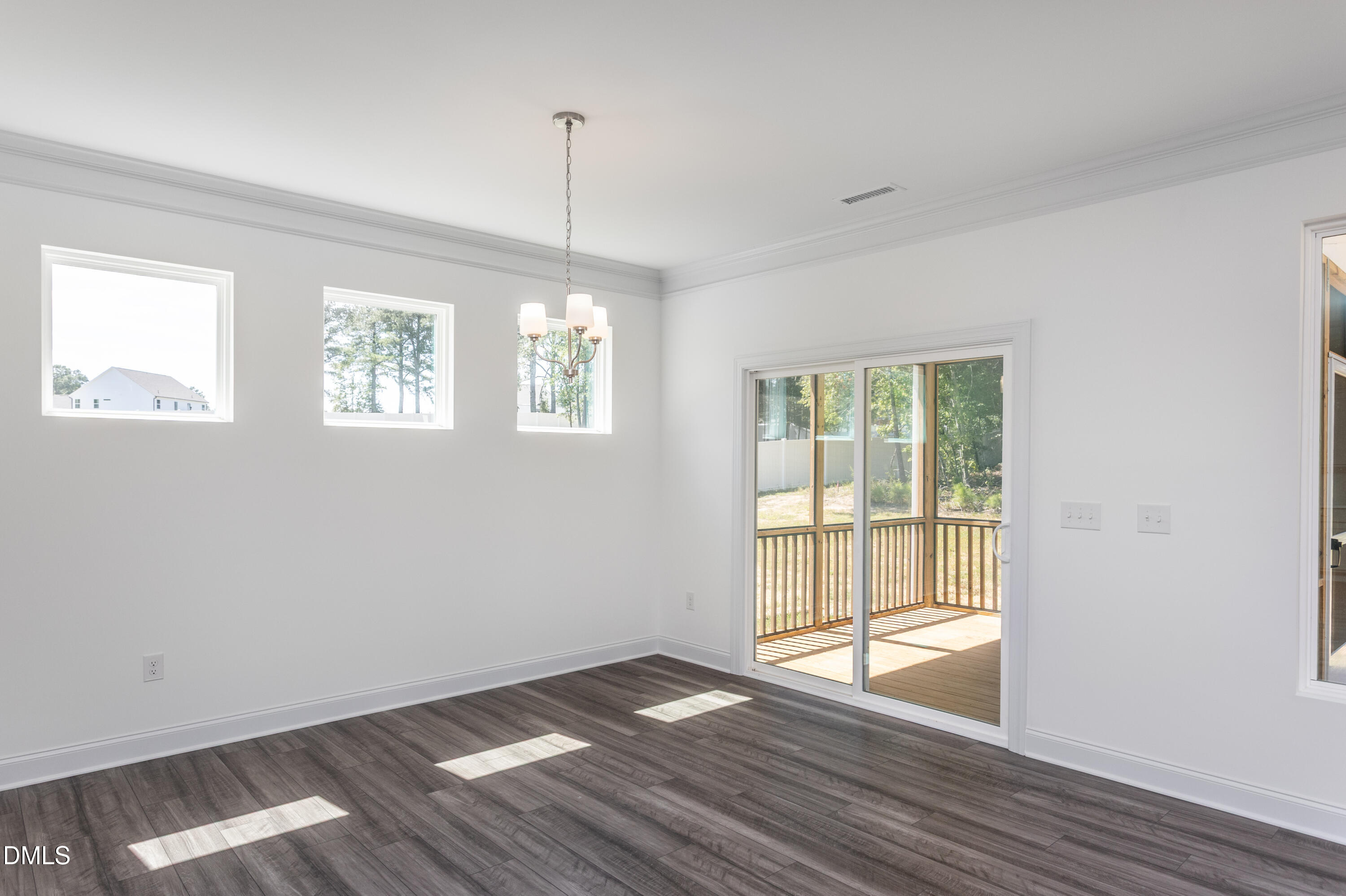 447 Rising Star Drive Property Photo 14