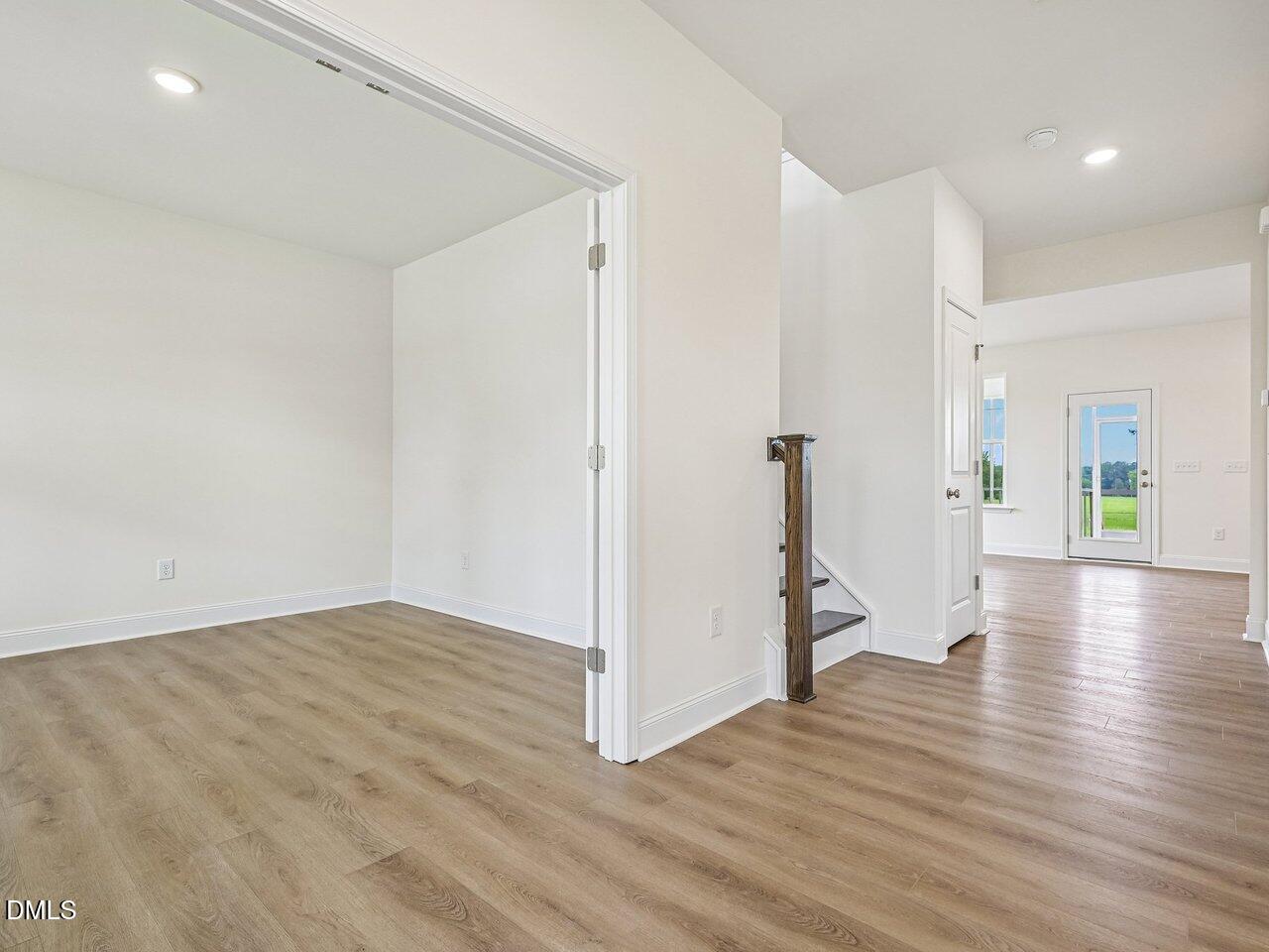 21 Alden Way Property Photo 25