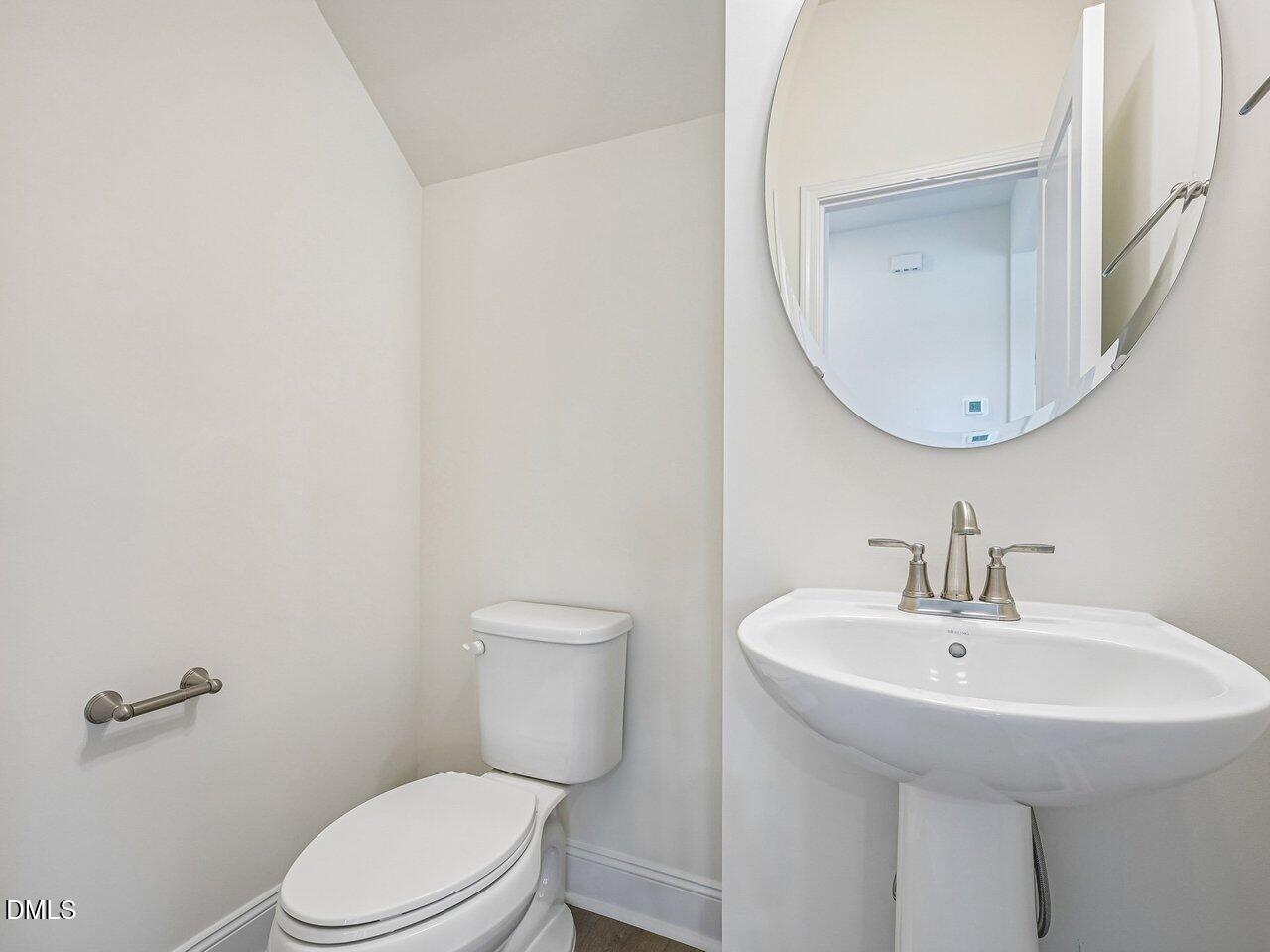 21 Alden Way Property Photo 26