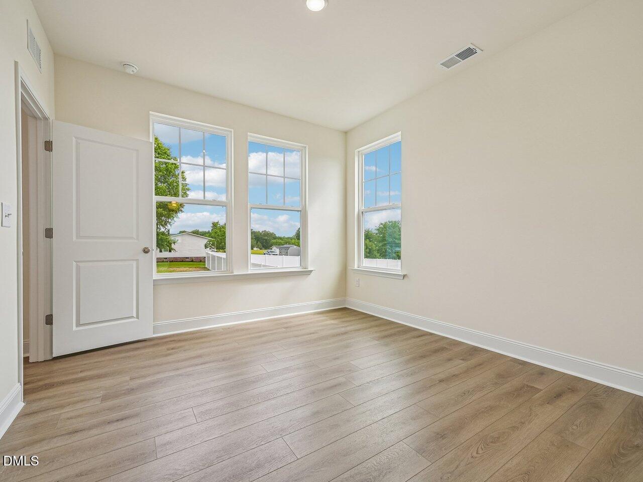 21 Alden Way Property Photo 30