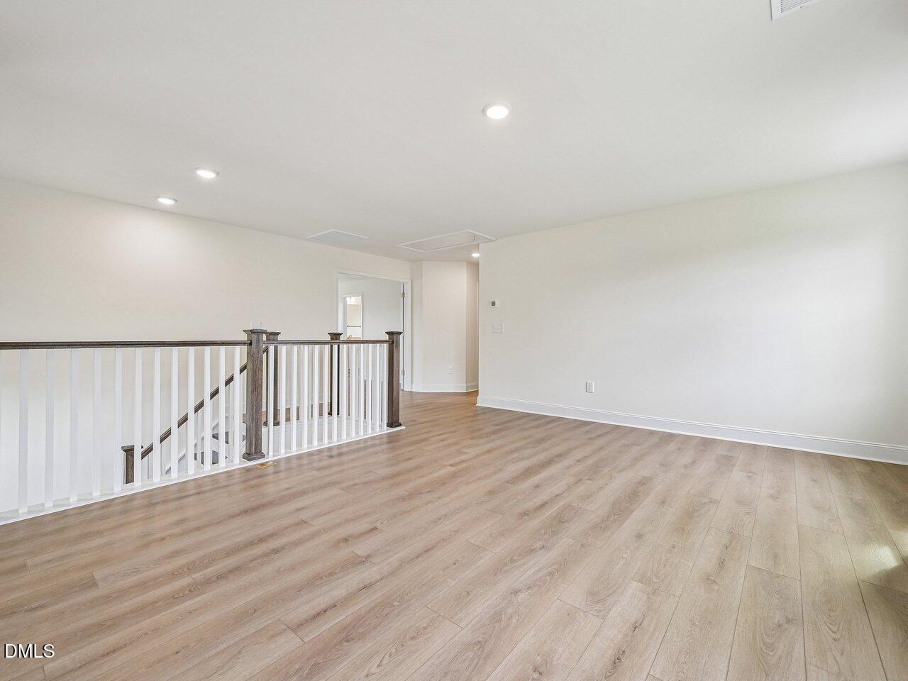 21 Alden Way Property Photo 33