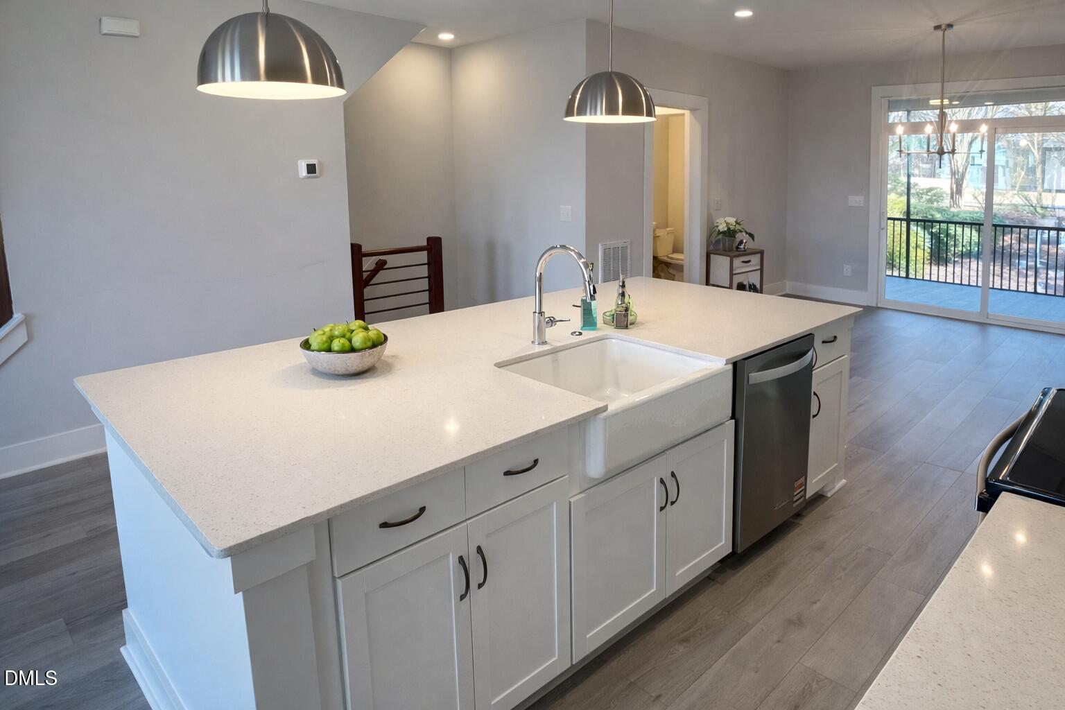 1118 Bacchanal Lane Property Photo 4