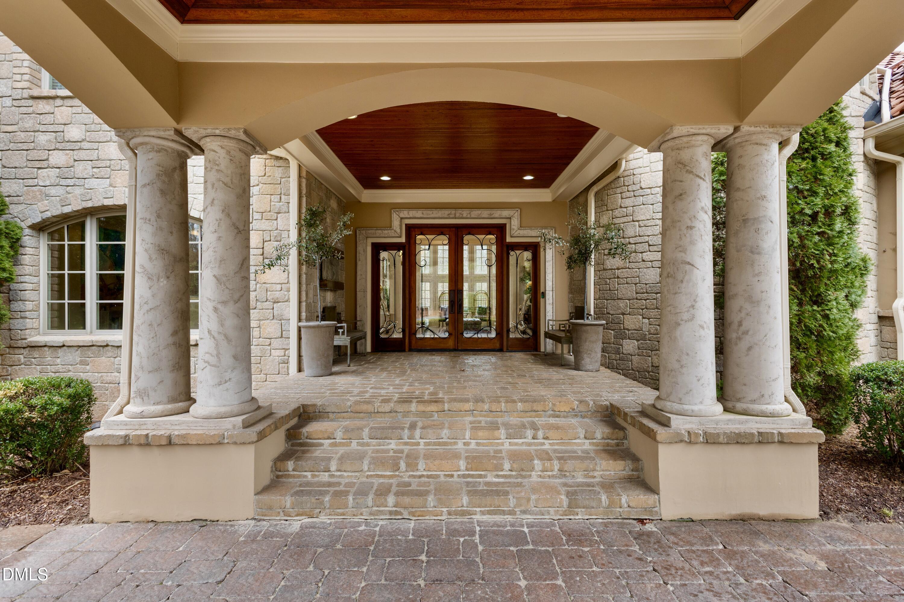 149 Perfect Moment Drive Property Photo 11