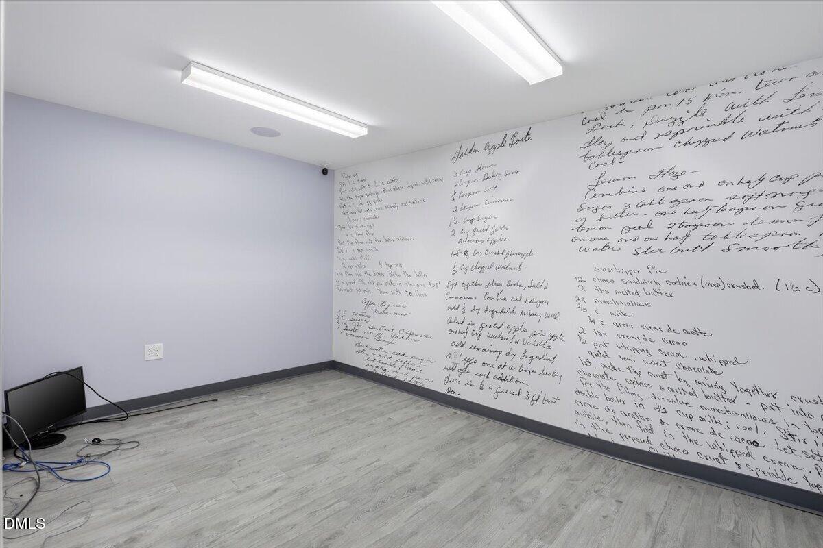 108 S Pine Street Property Photo 32