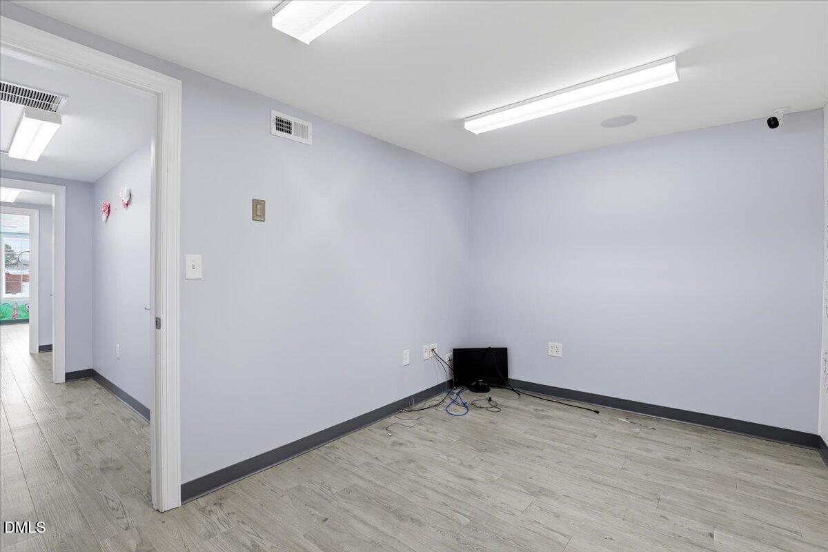 108 S Pine Street Property Photo 33