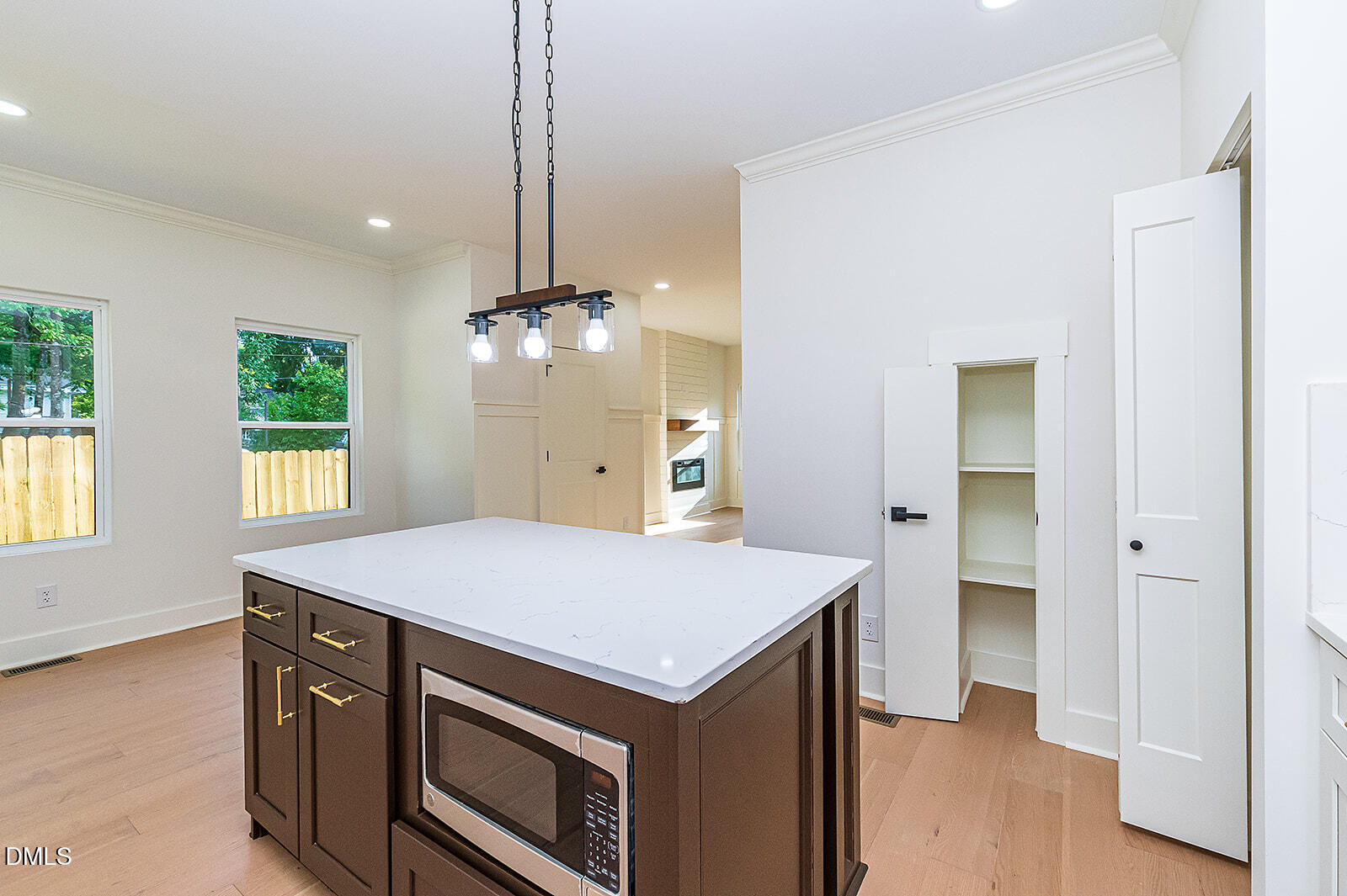 1508 N Hyde Park Avenue Property Photo 13