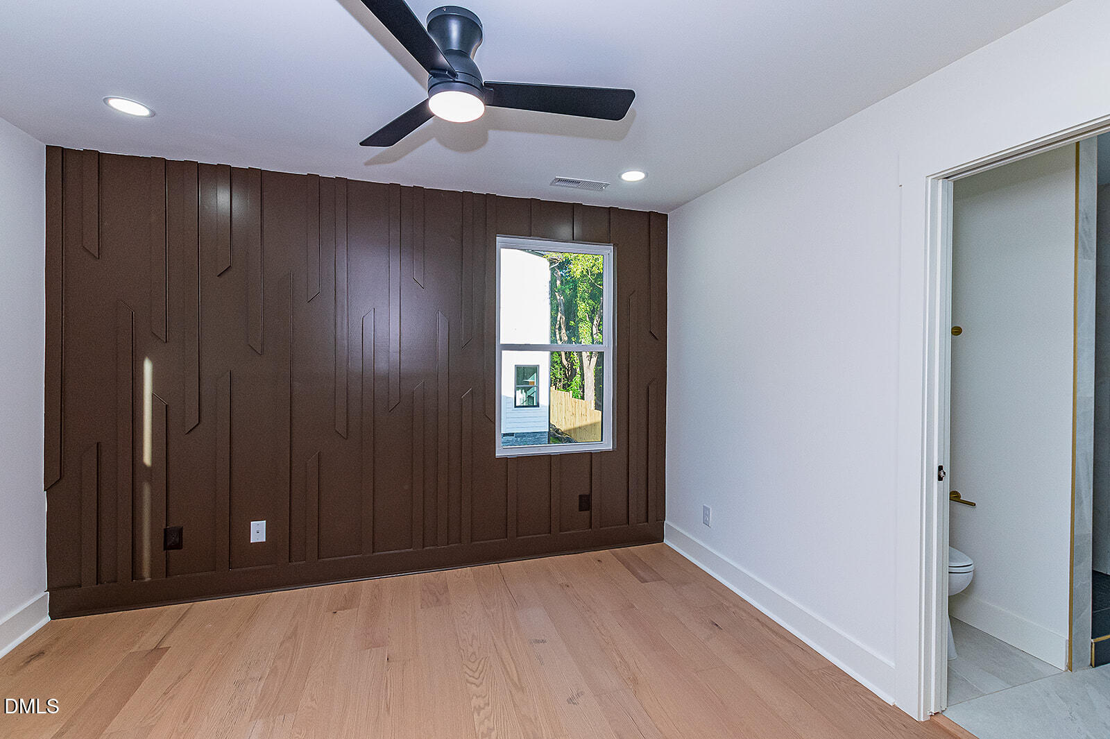 1508 N Hyde Park Avenue Property Photo 19