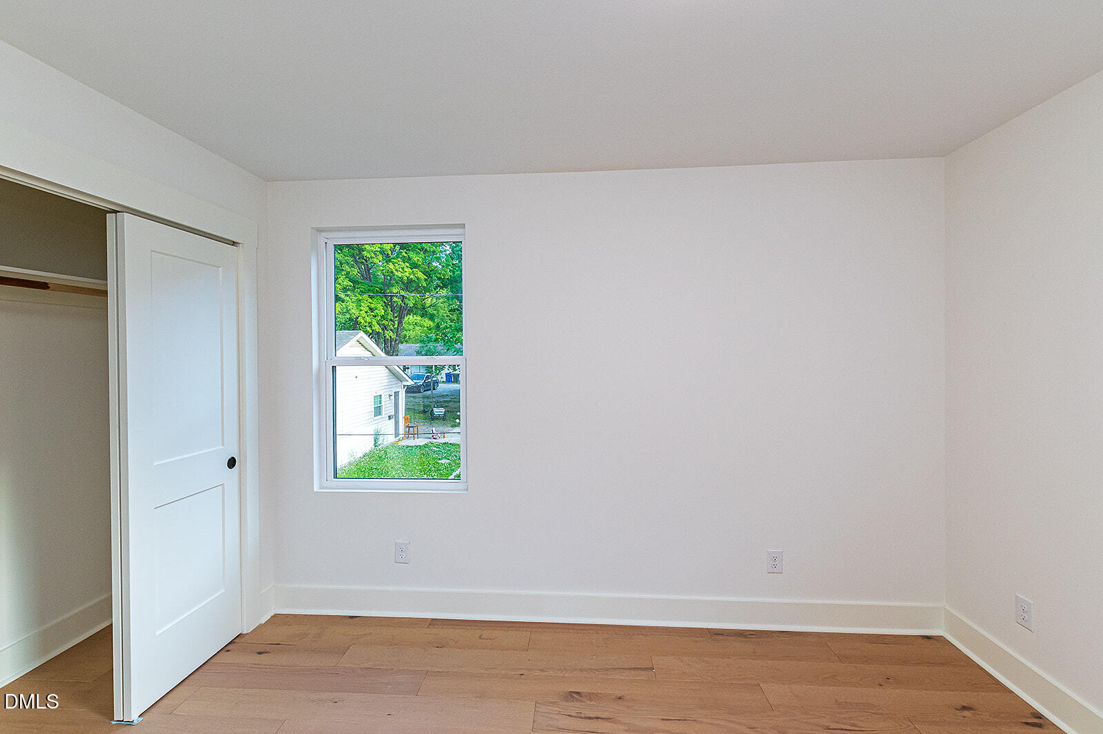 1508 N Hyde Park Avenue Property Photo 27