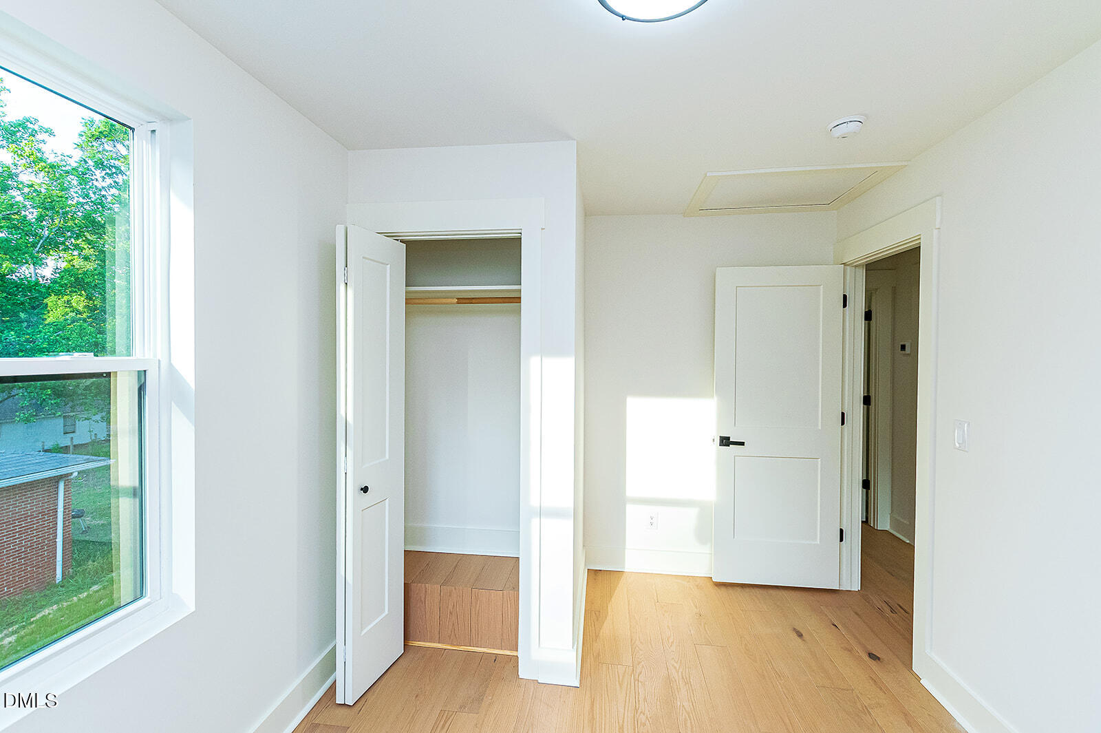1508 N Hyde Park Avenue Property Photo 35