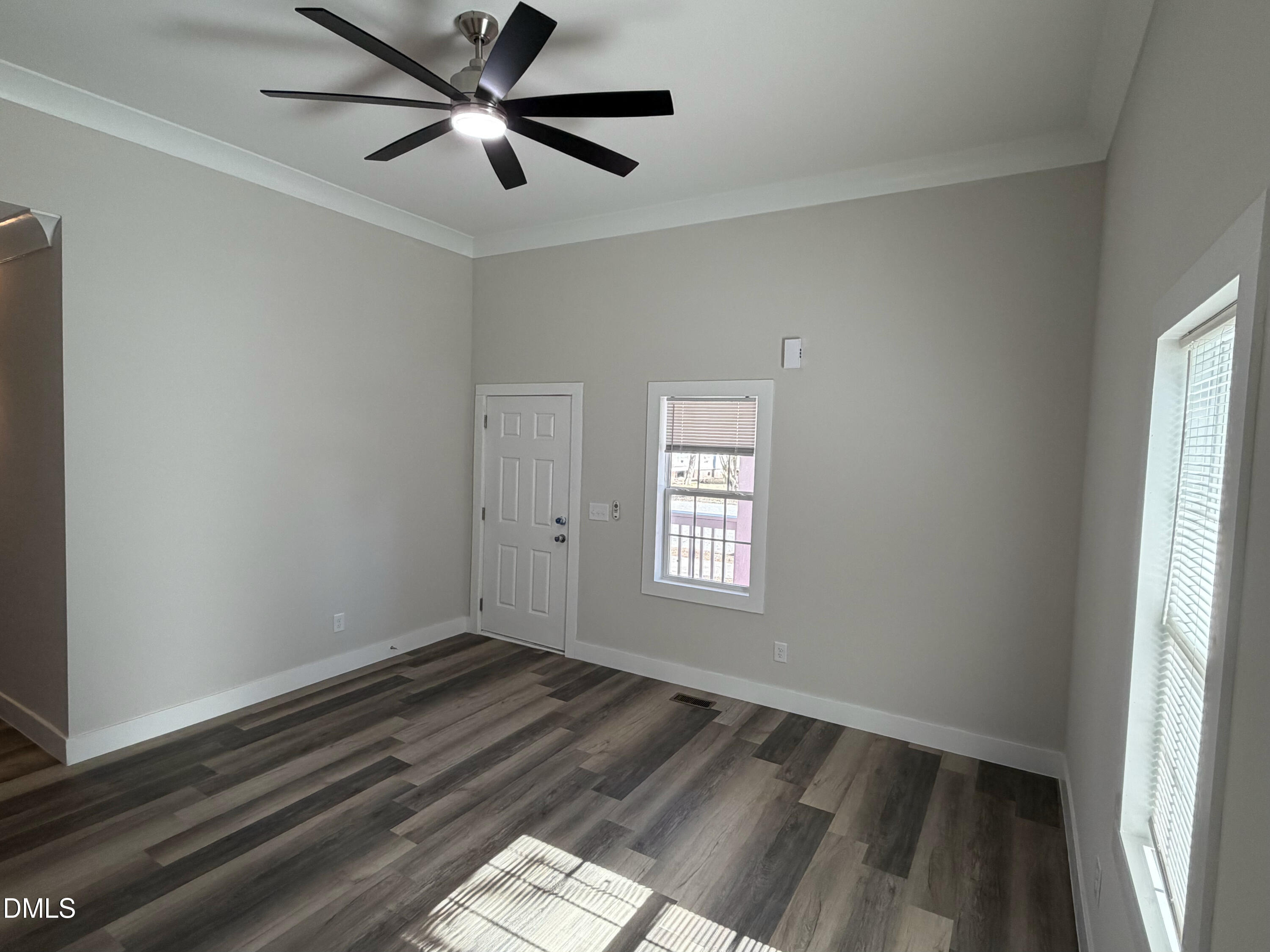 718 Clark Street Property Photo 6