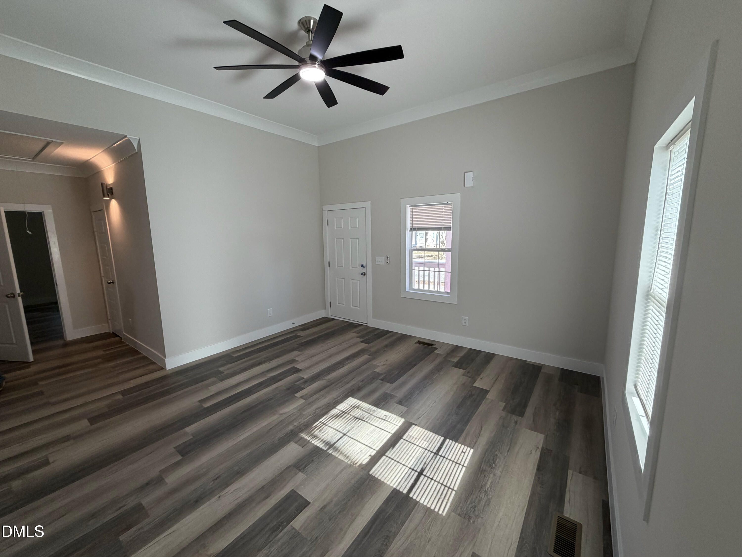718 Clark Street Property Photo 7