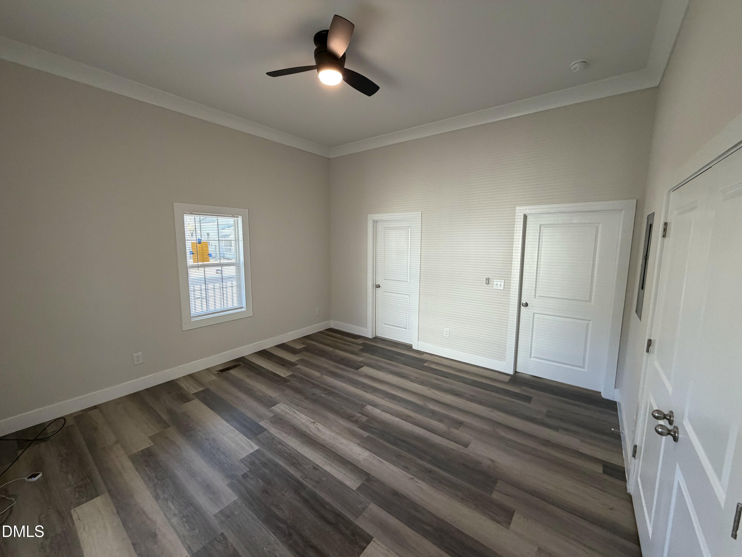 718 Clark Street Property Photo 13