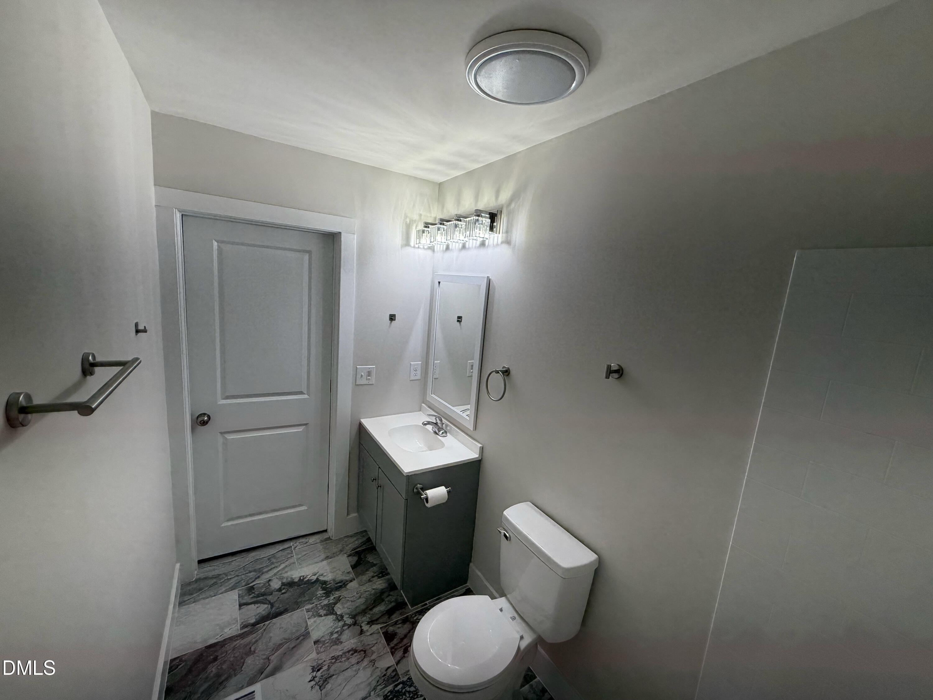 718 Clark Street Property Photo 23