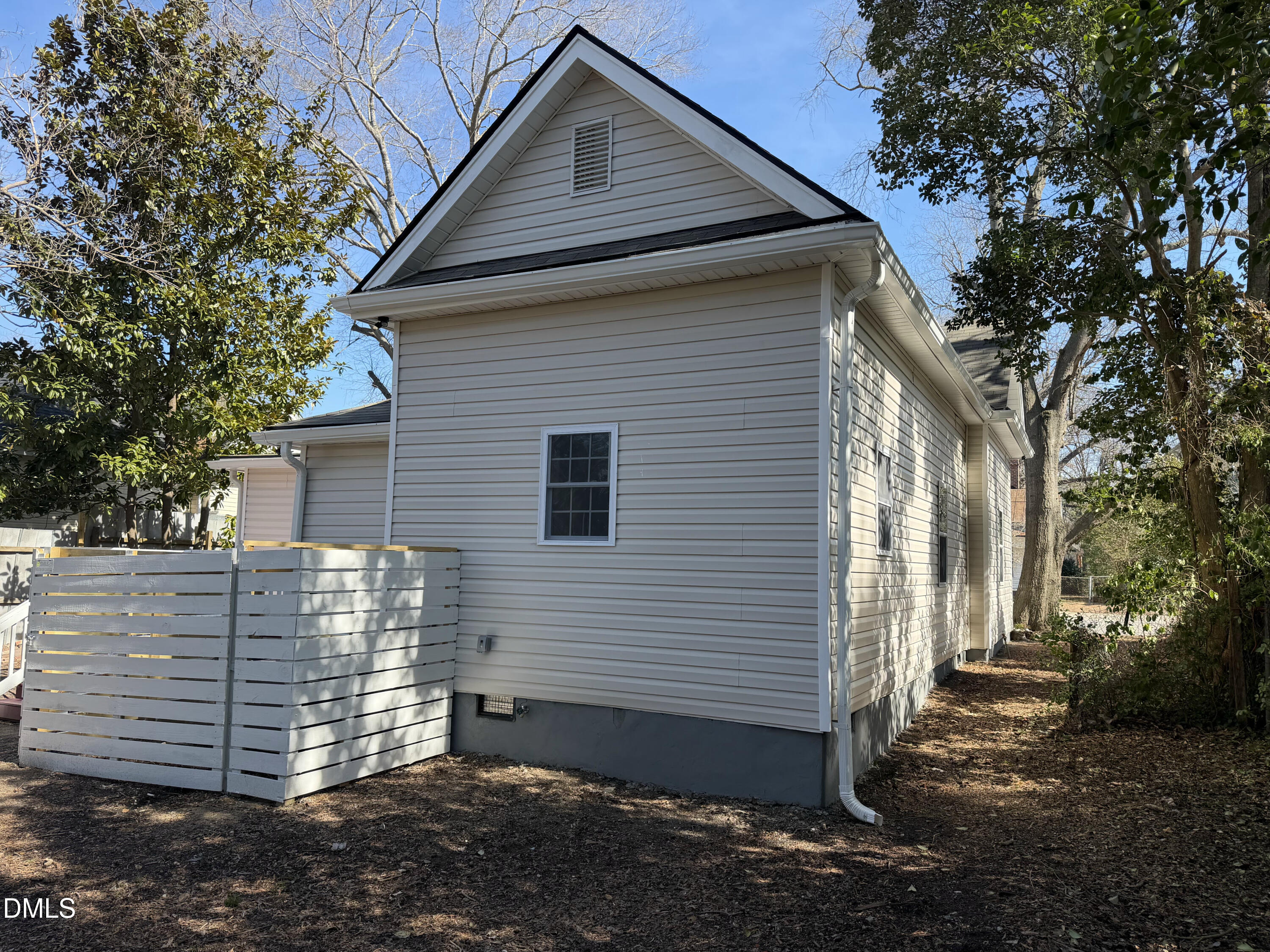 718 Clark Street Property Photo 33