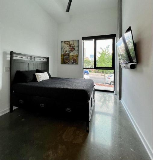 522 S Harrington Street 102 Property Photo 15