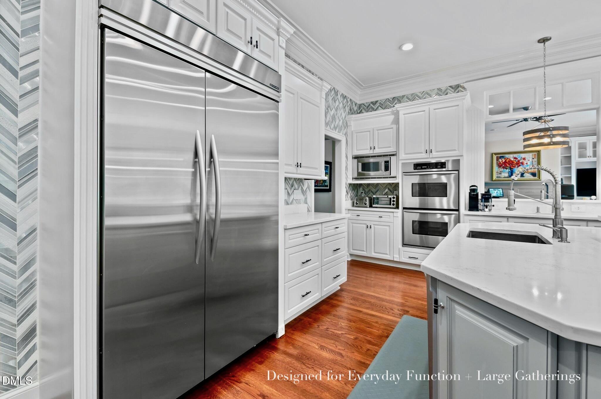 1125 Barclay Manor Way Property Photo 12