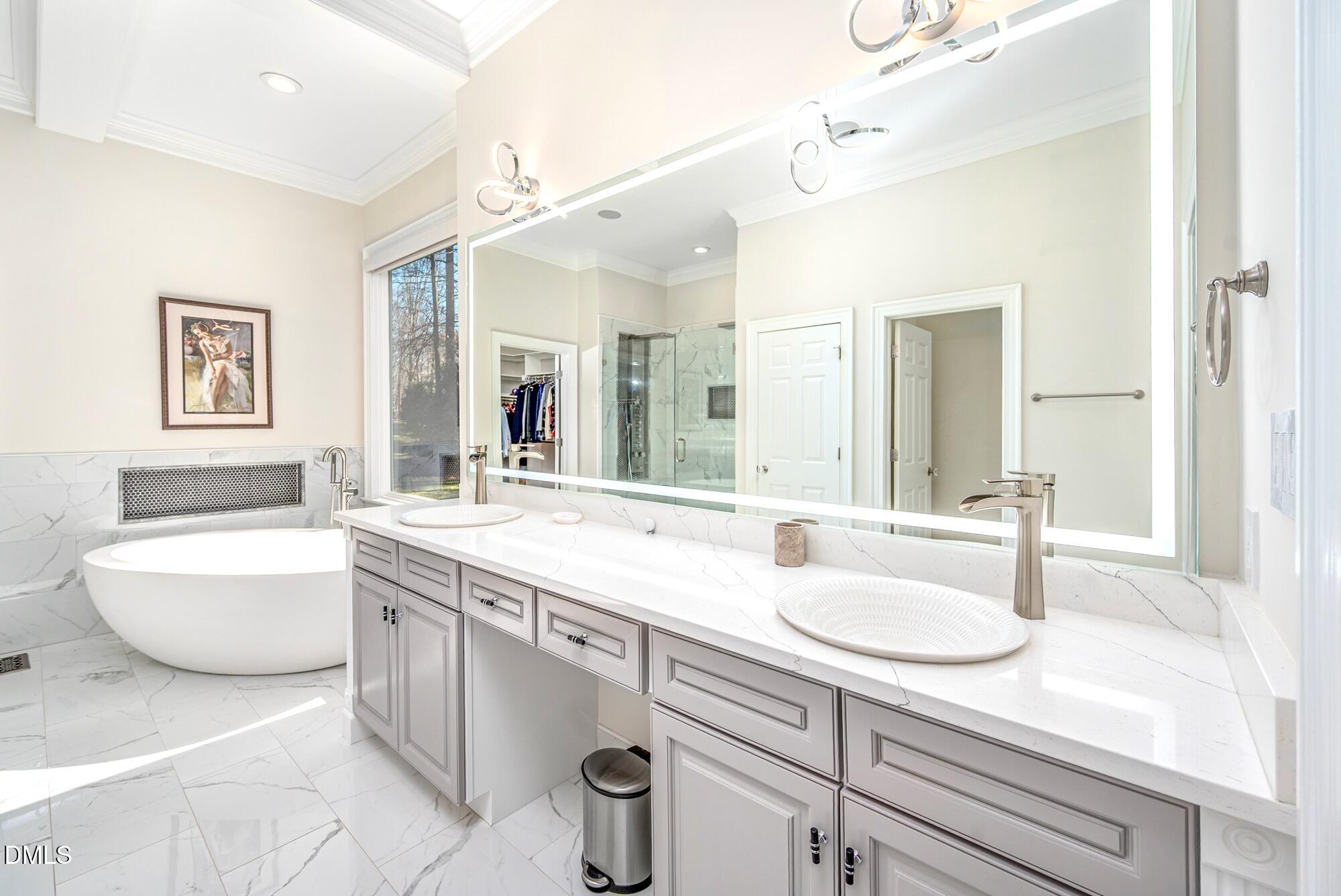 1125 Barclay Manor Way Property Photo 18