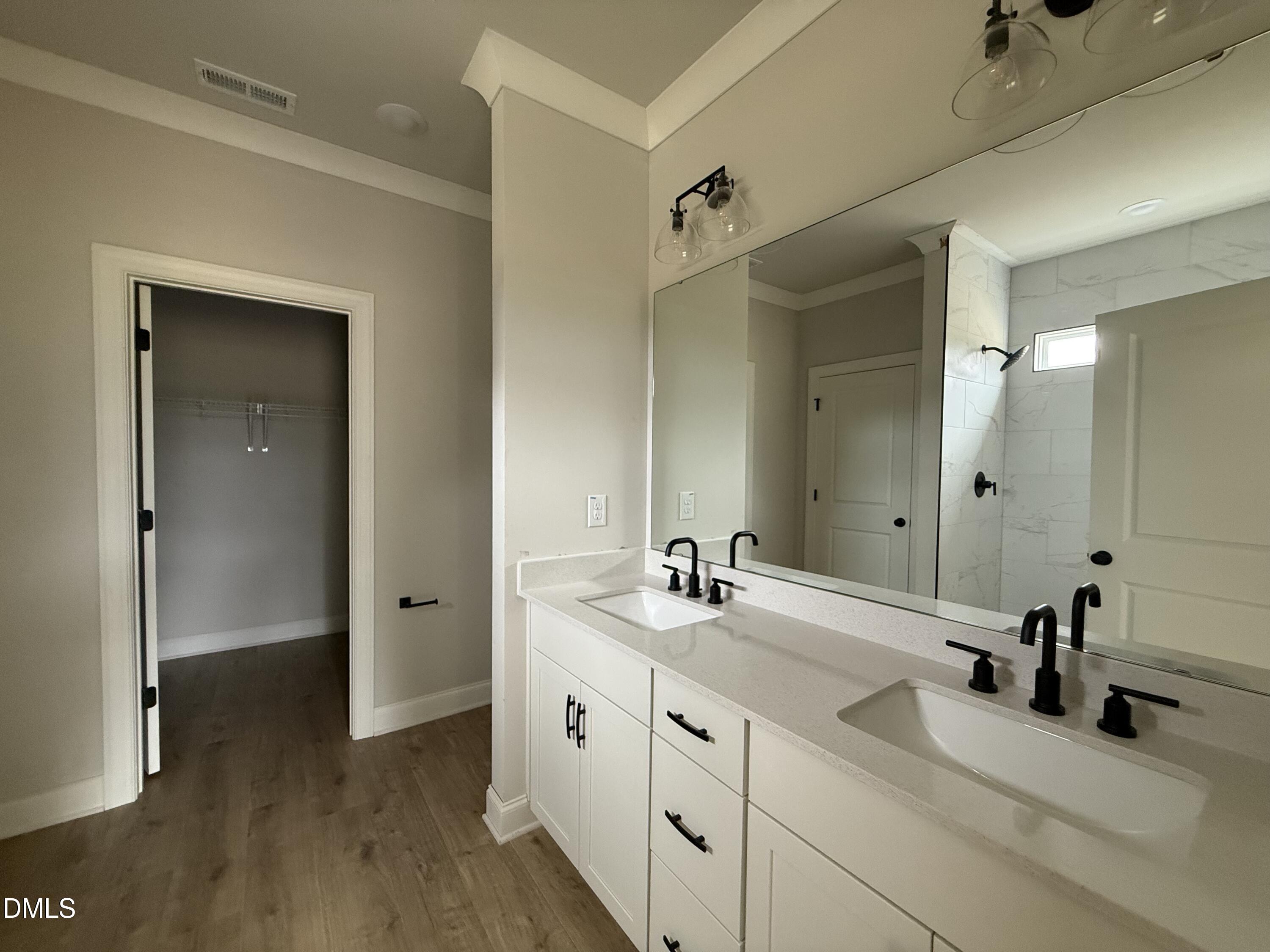 50 Watermere Street Property Photo 8