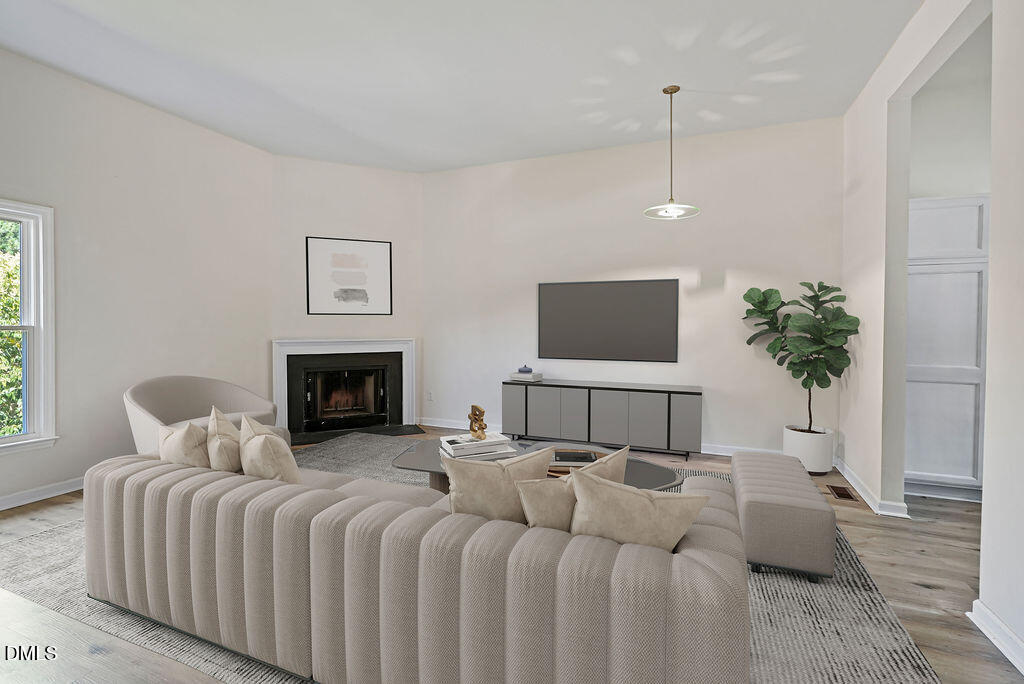 6102 Highcastle Court Property Photo 8