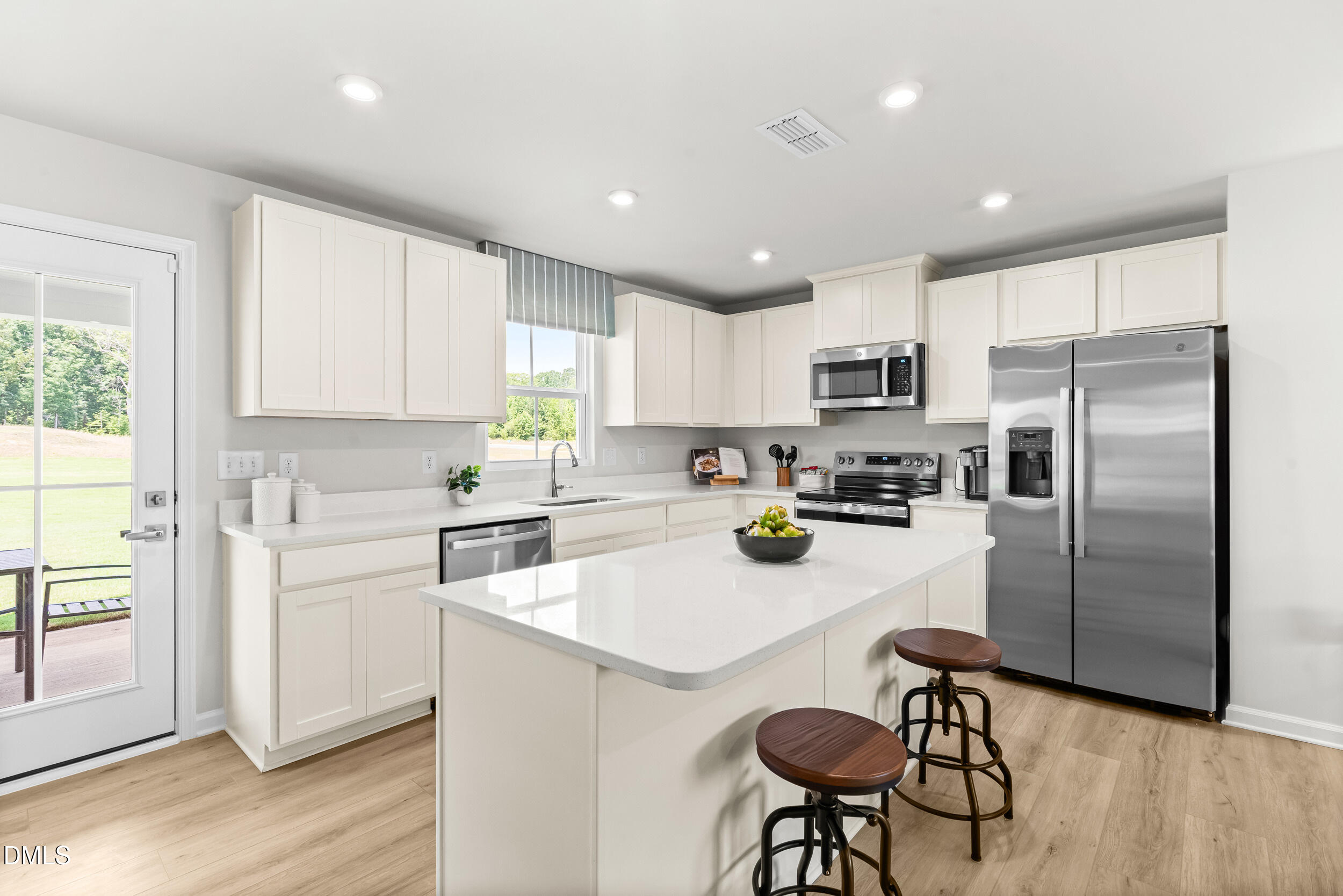 201 Brook Sward Drive Property Photo 4
