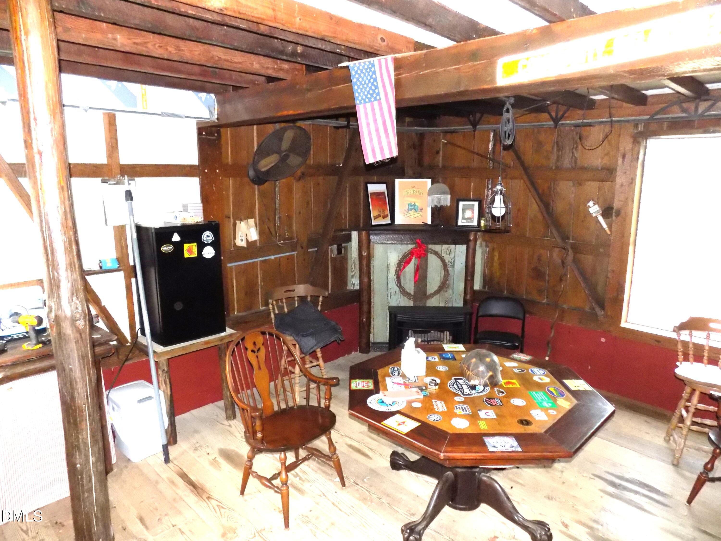 15 Full Circle Property Photo 43