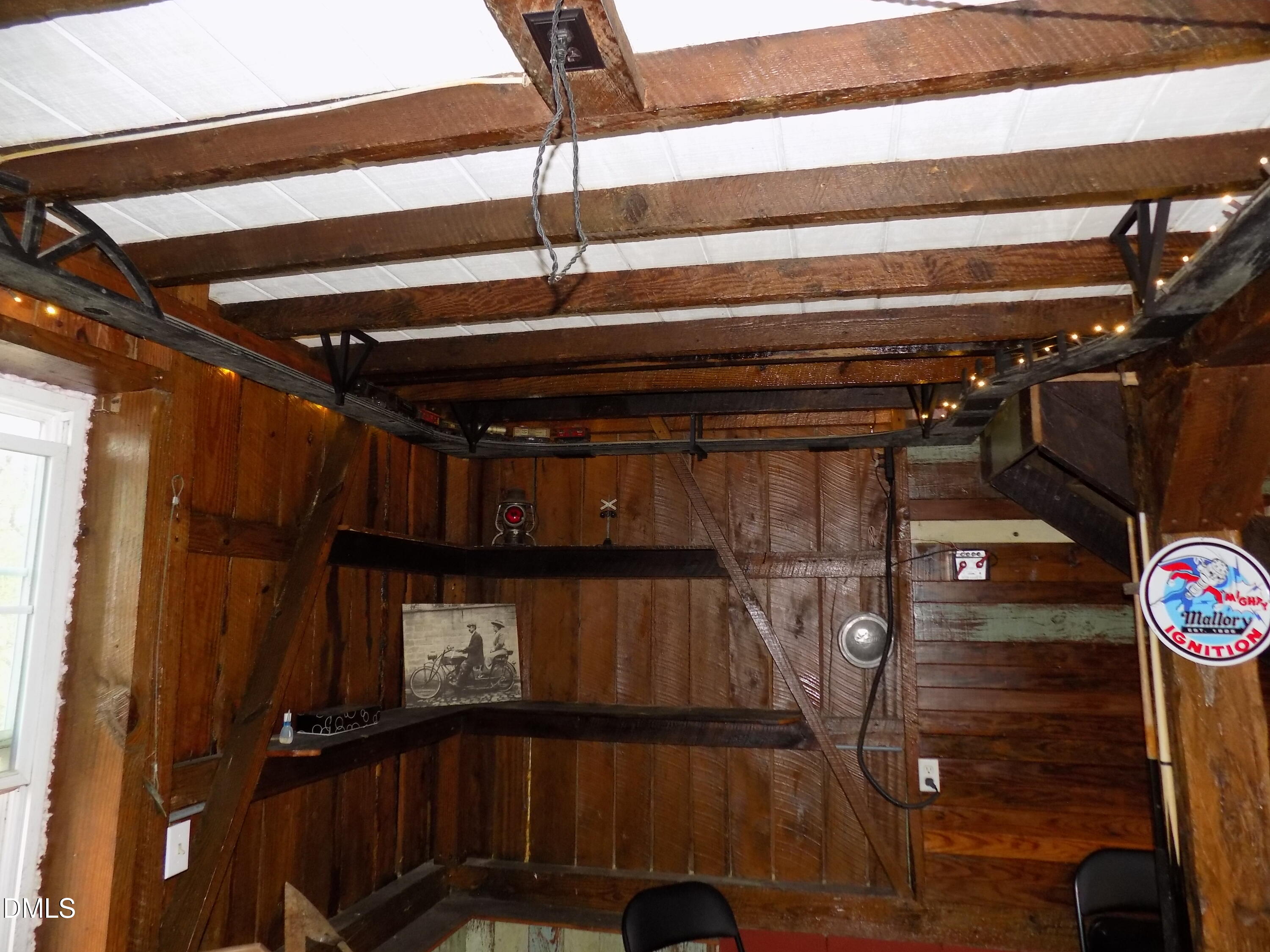 15 Full Circle Property Photo 46