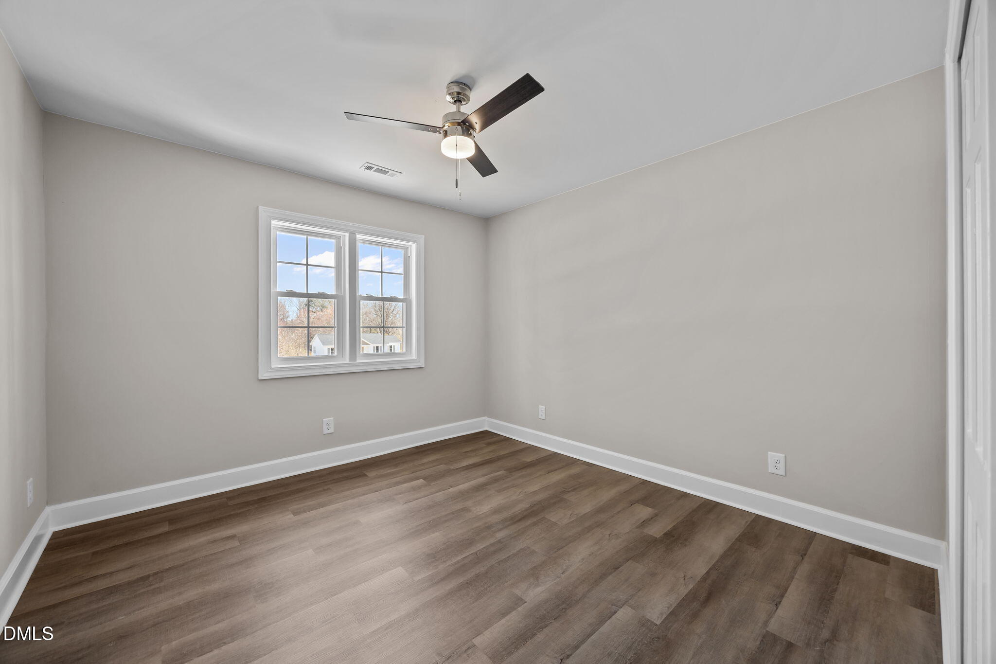 720 S Wakefield Street Property Photo 10