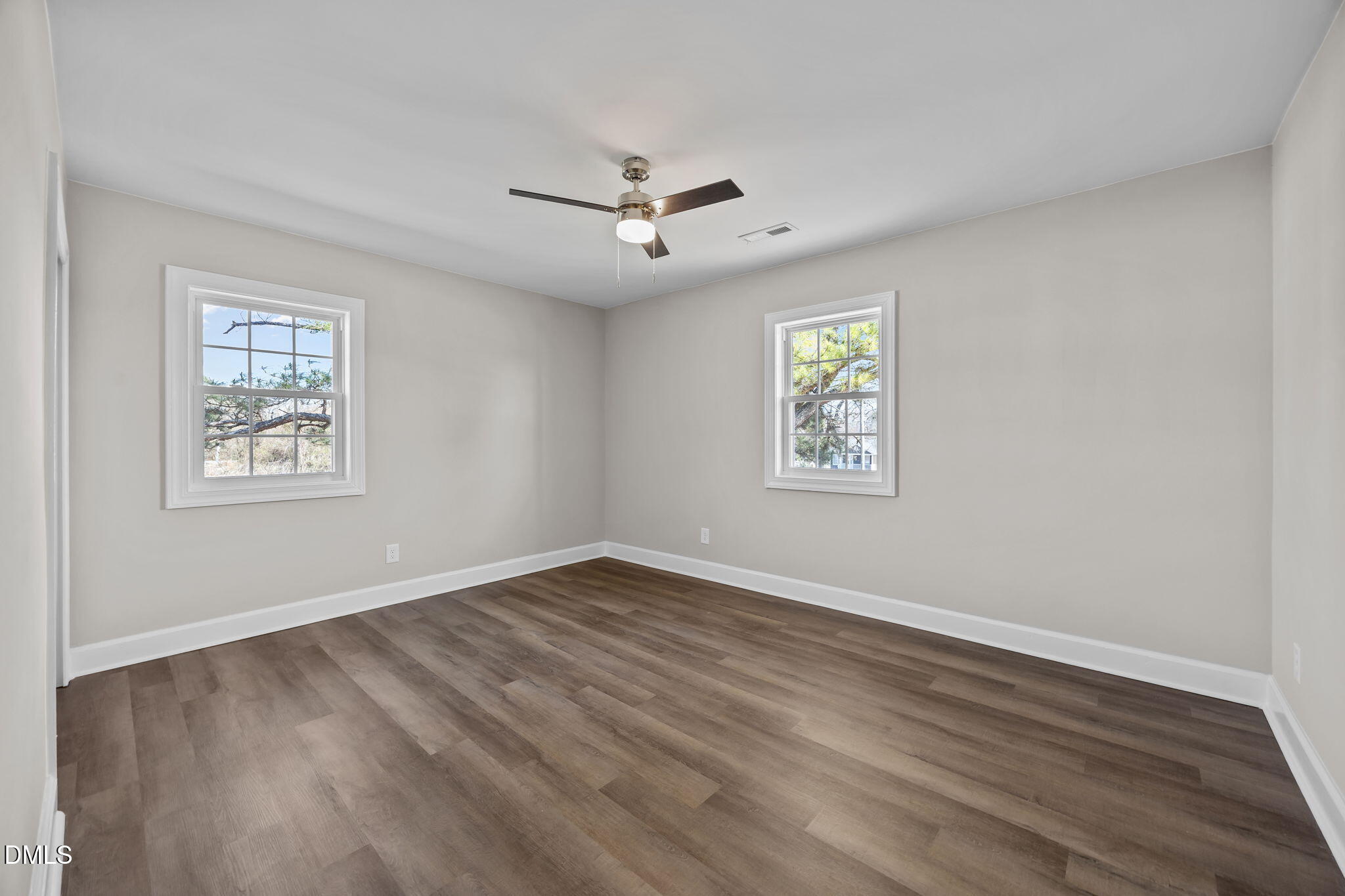 720 S Wakefield Street Property Photo 11