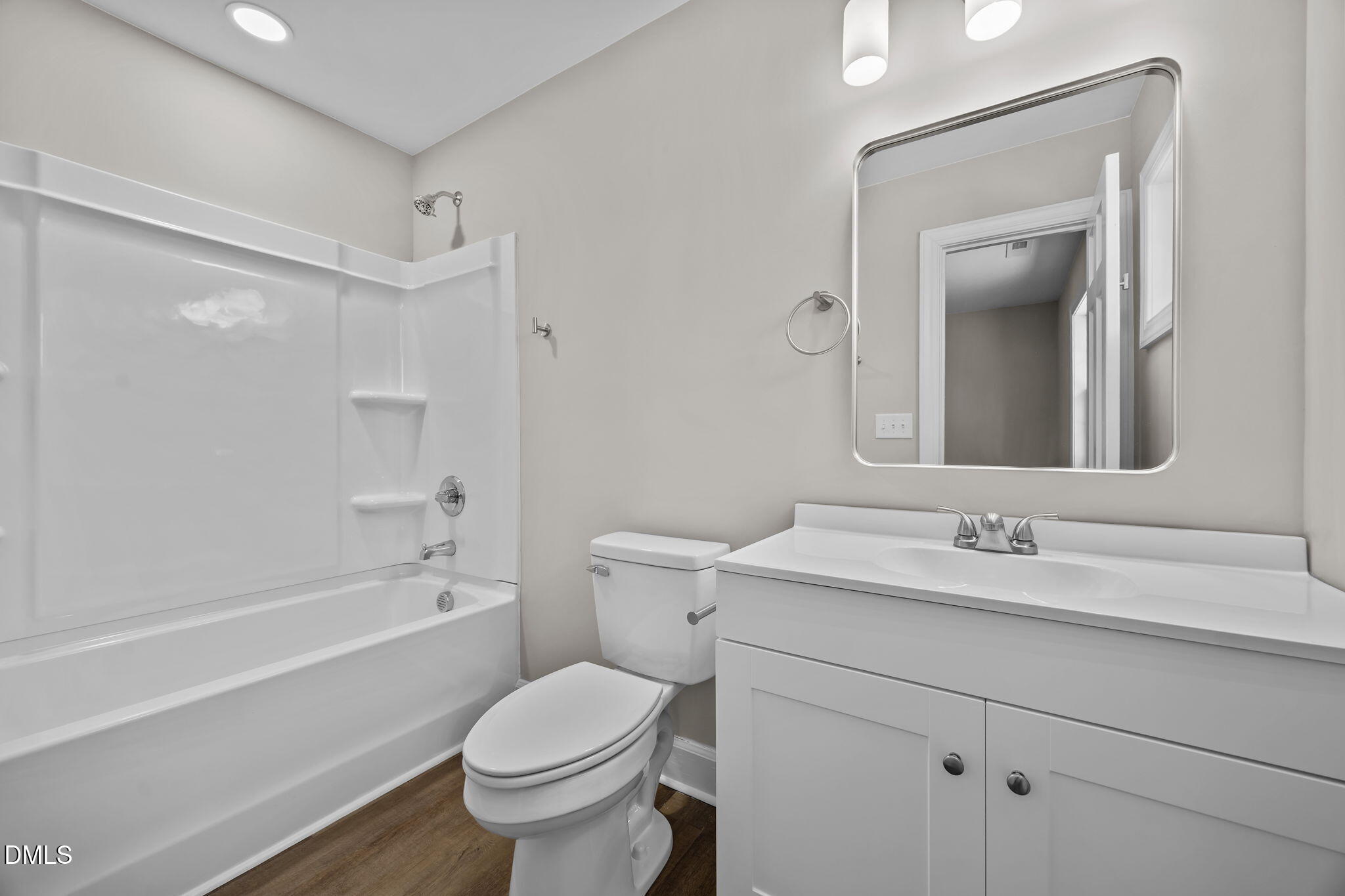 720 S Wakefield Street Property Photo 13
