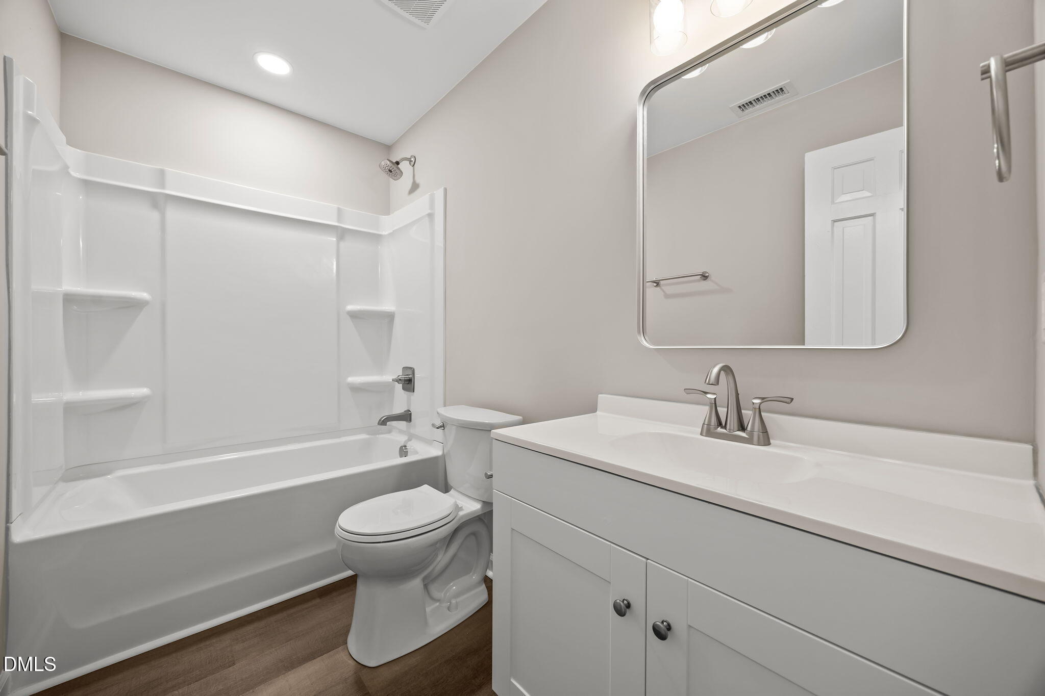 728 S Wakefield Street Property Photo 14