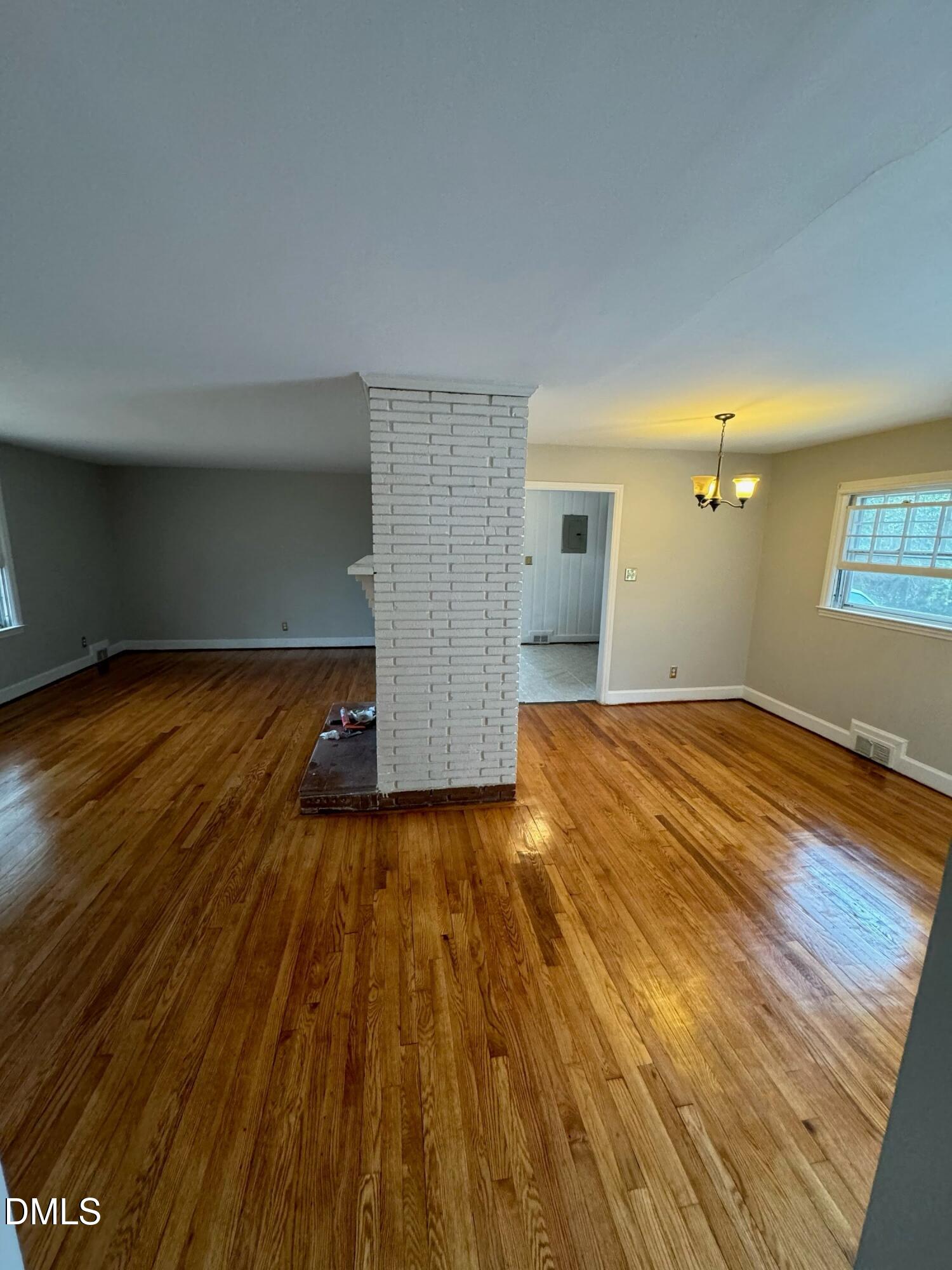 2613 Poole Road Property Photo 8