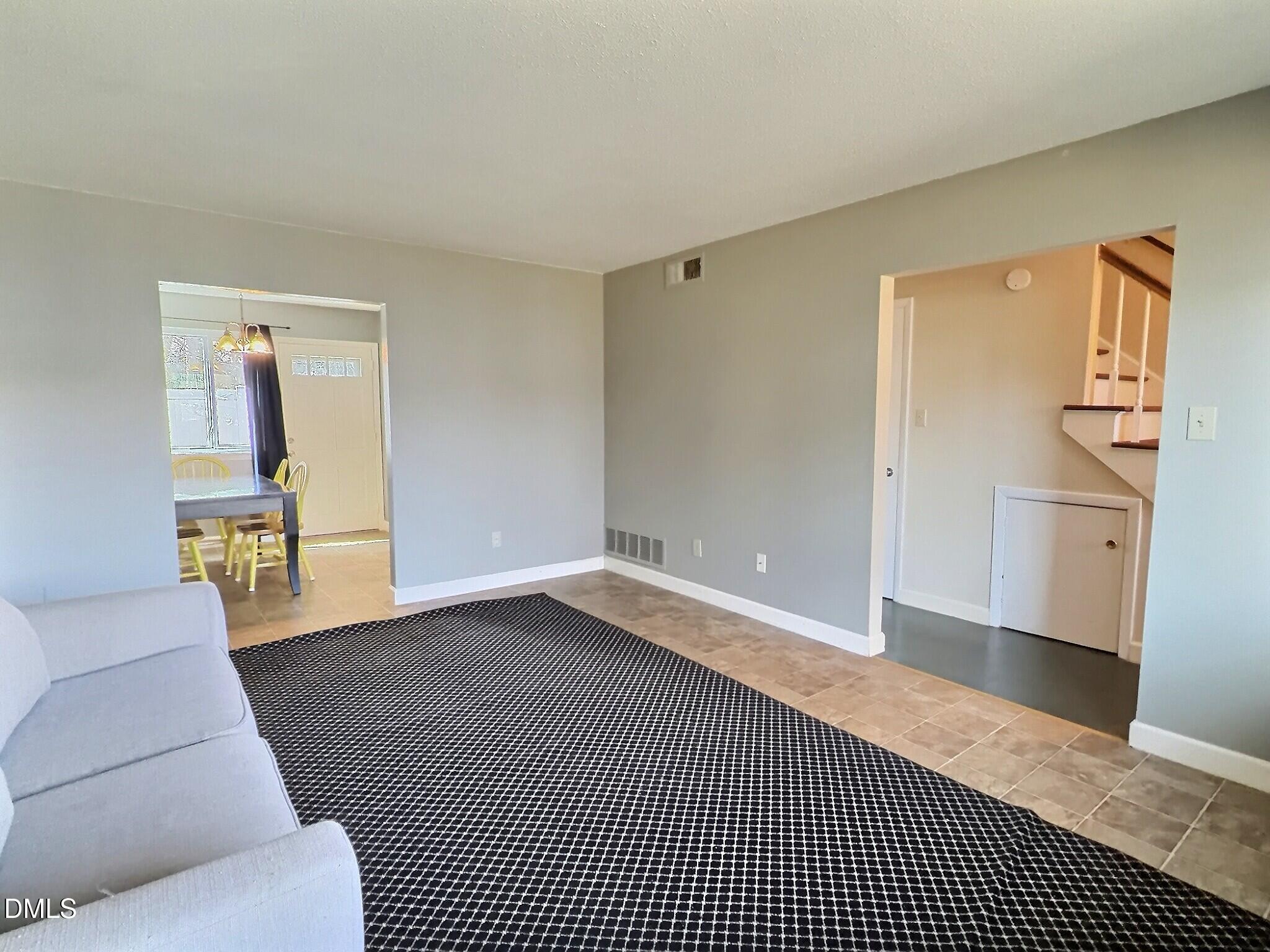 2375 Champion Court Property Photo 8