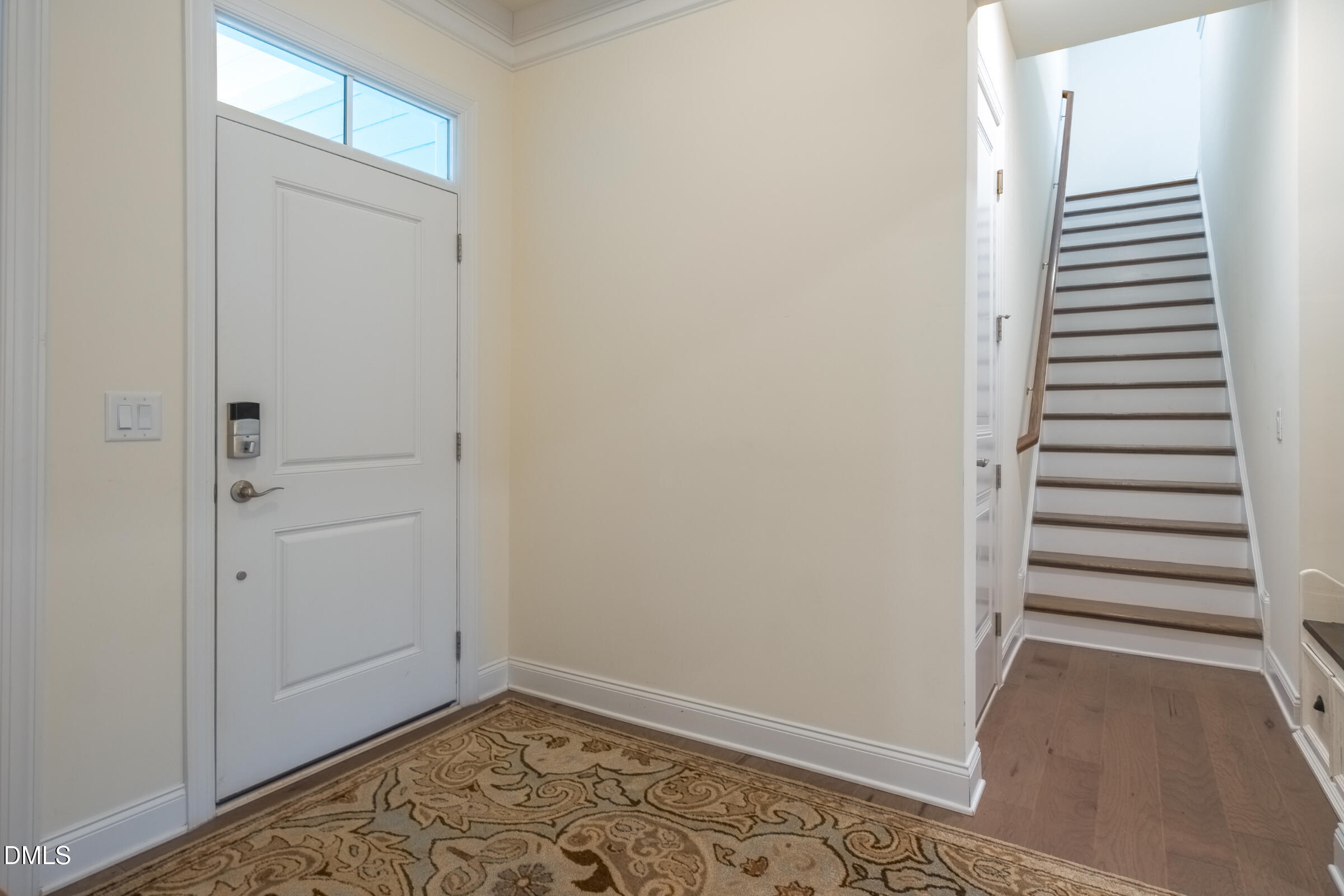 3512 Olive Glen Drive Property Photo 3
