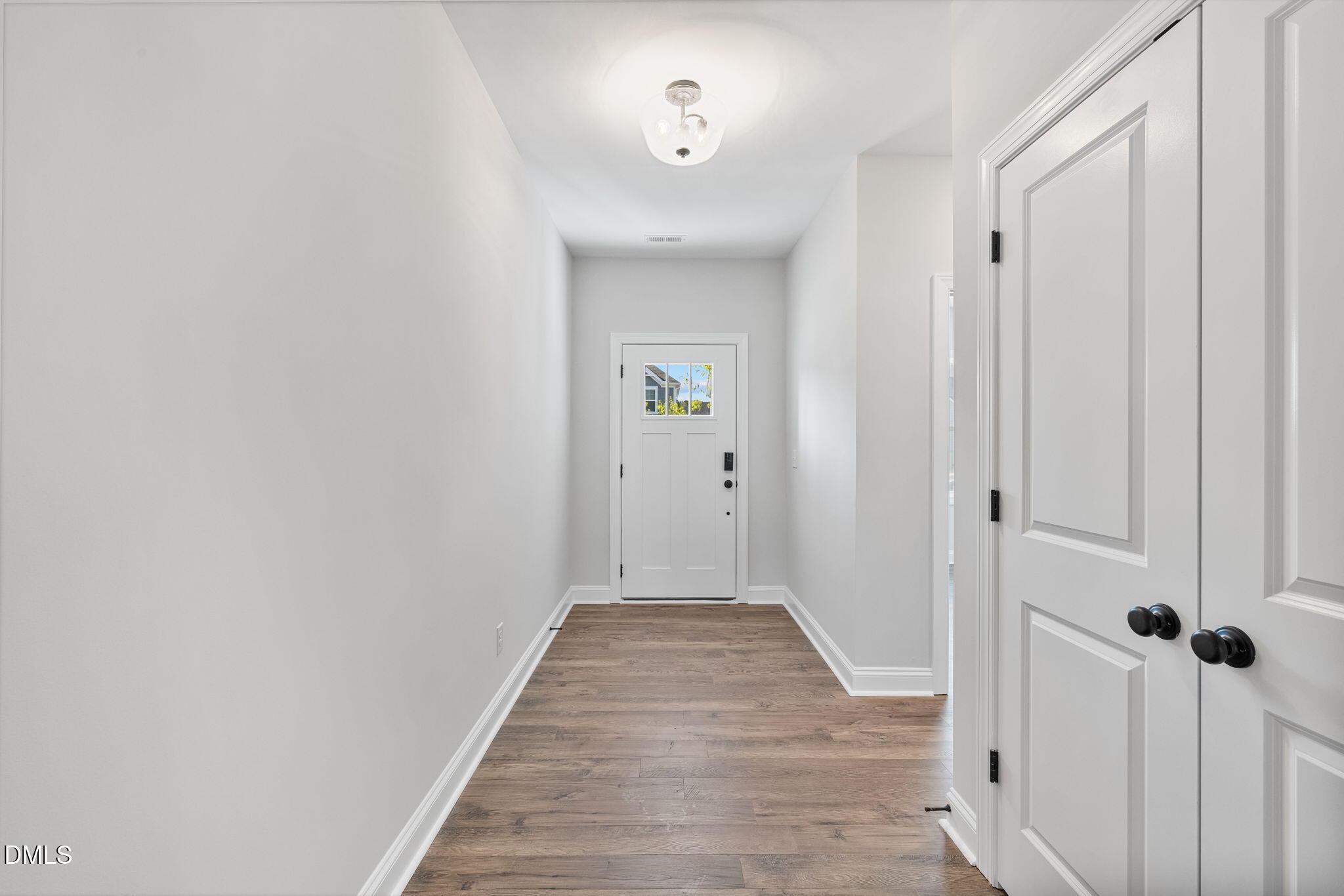 1008 Bostonian Drive Property Photo 6