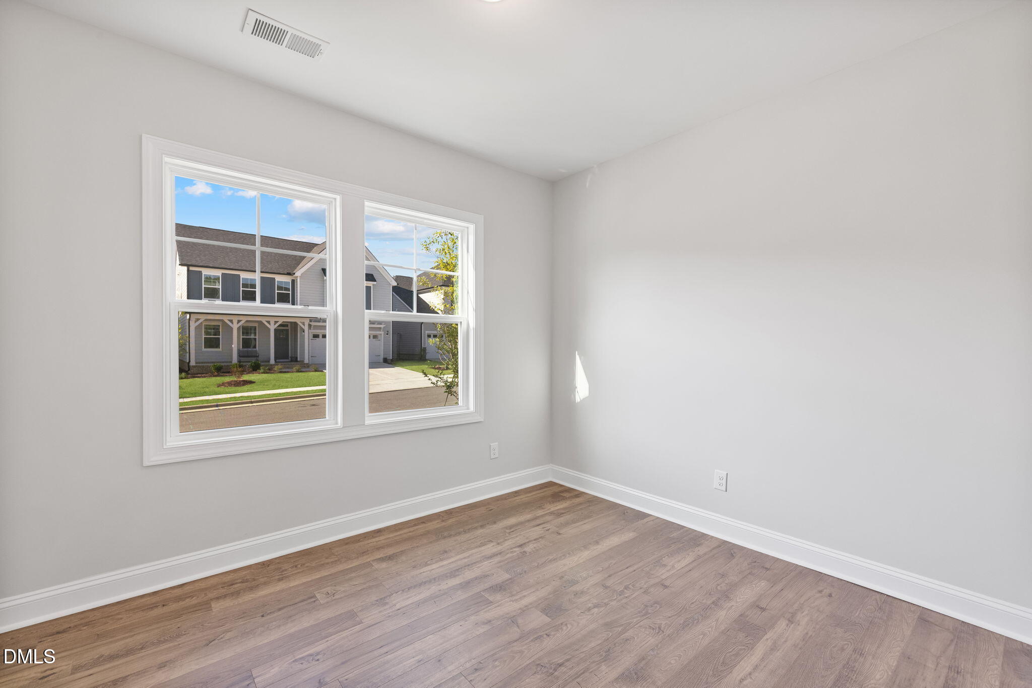 1008 Bostonian Drive Property Photo 7