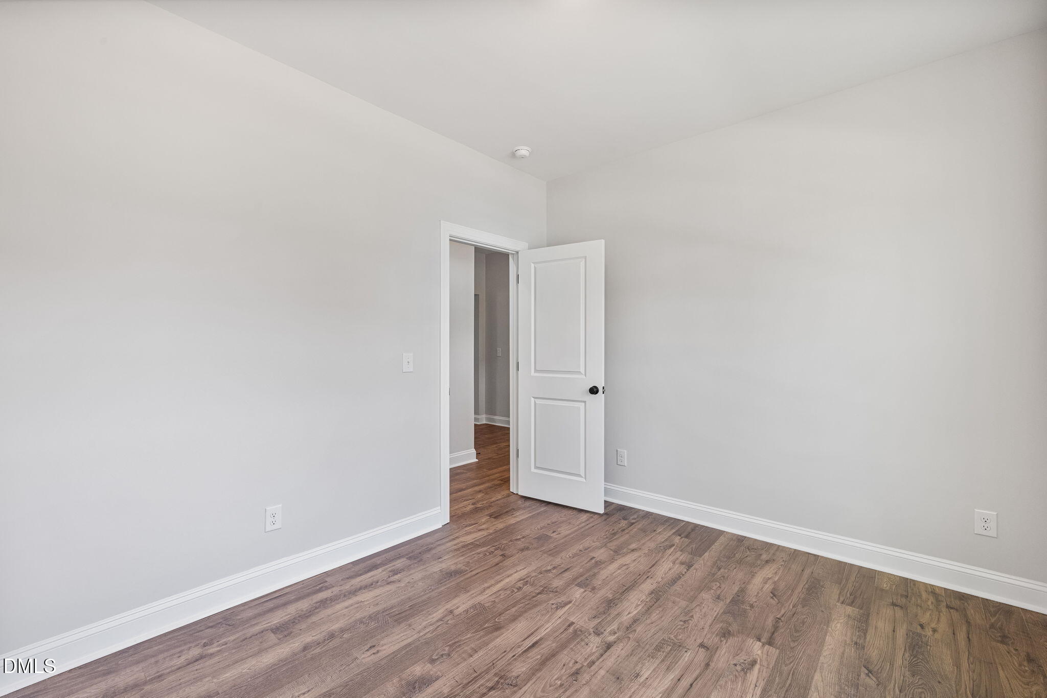 1008 Bostonian Drive Property Photo 8