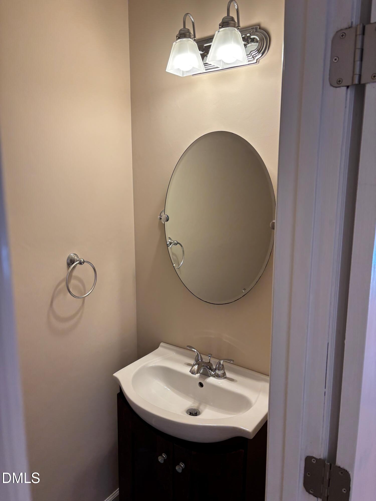 54 Willow Bridge Drive Property Photo 13