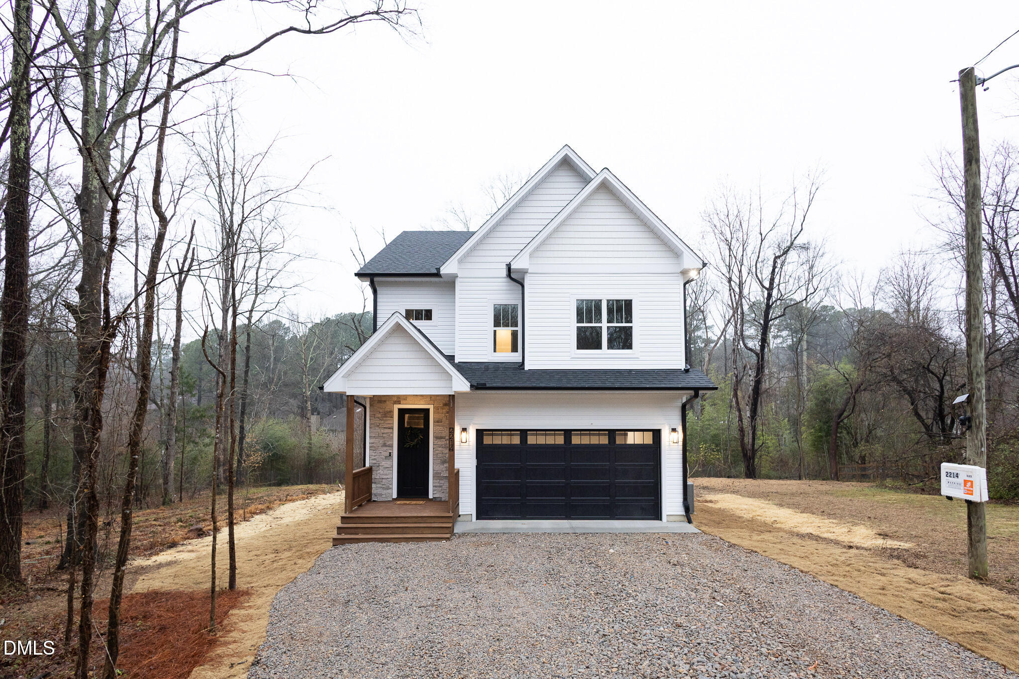 2214 N Oak Ridge Boulevard Property Photo 1