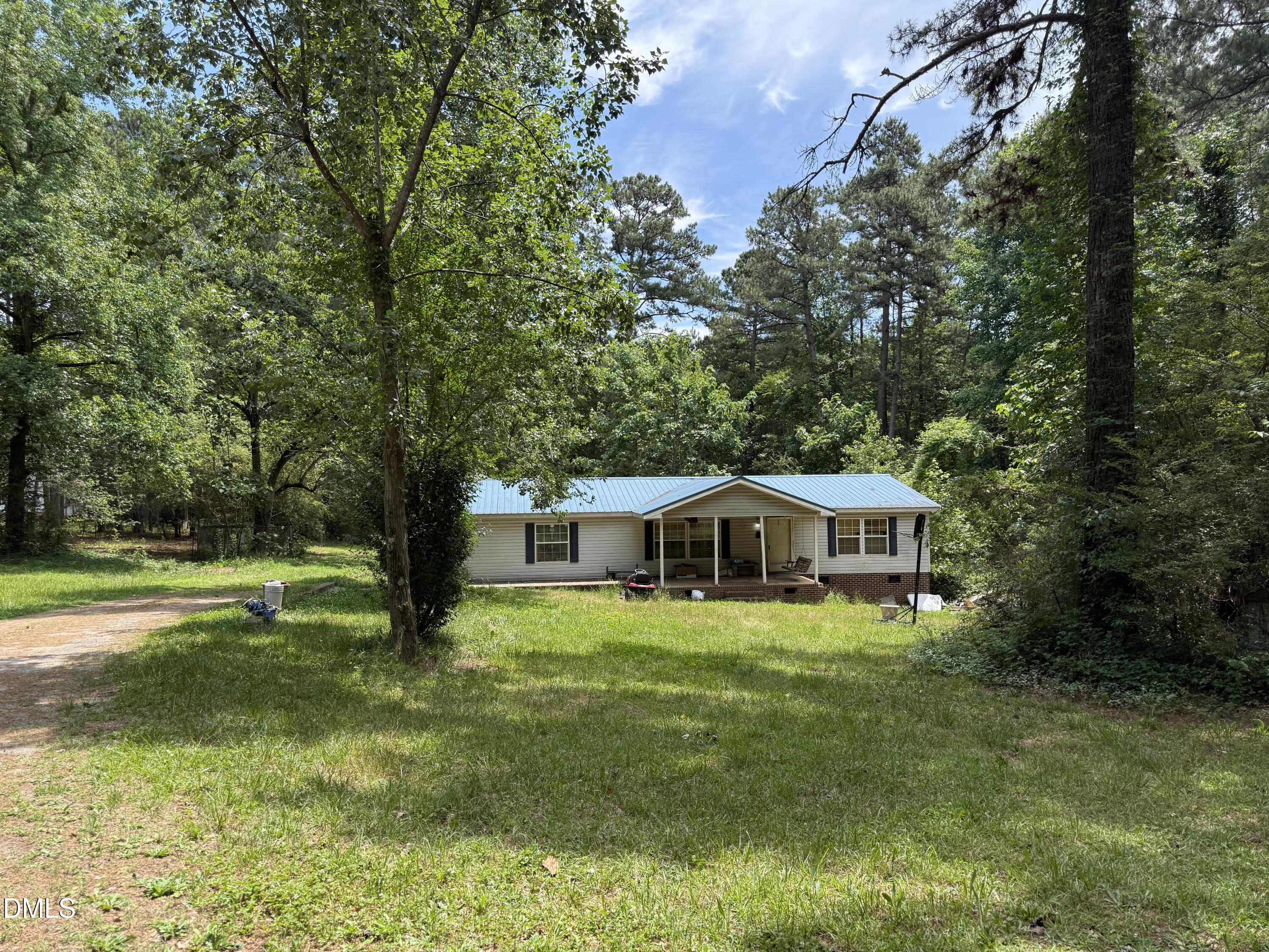4749 Buckhorn Property Photo 1