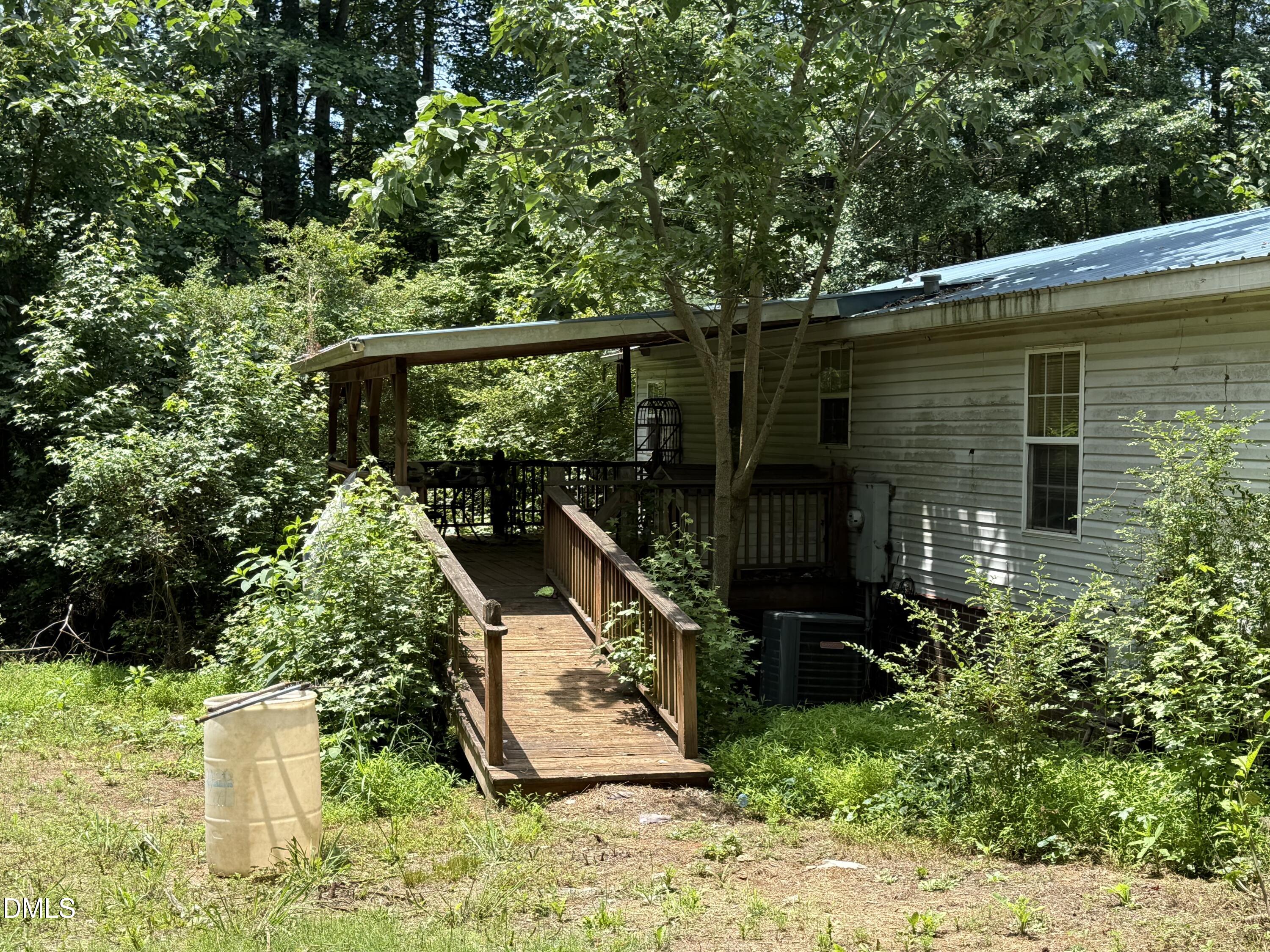 4749 Buckhorn Property Photo 3
