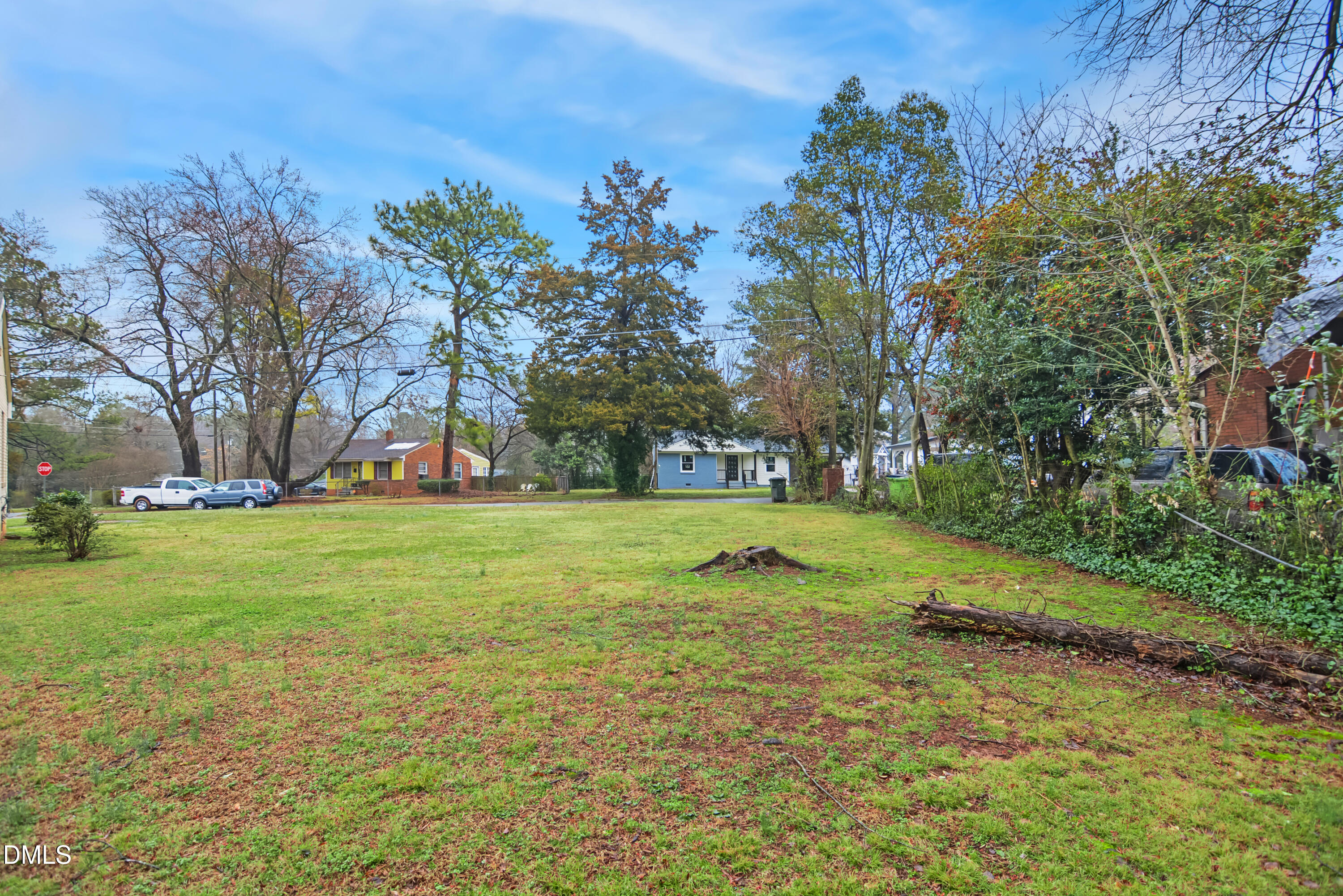 404 Lamont Street Property Photo 1
