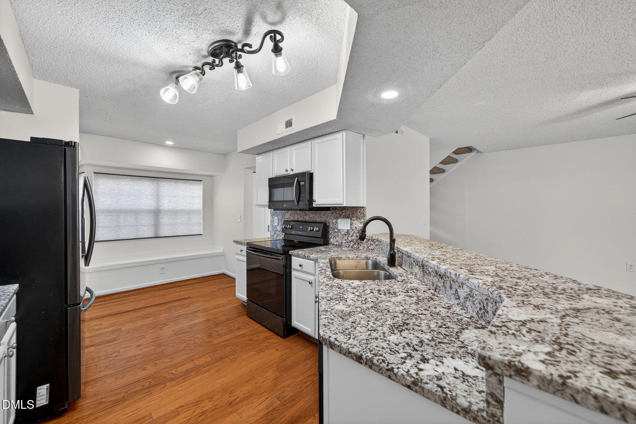 7731 Falcon Rest Circle Property Photo 11