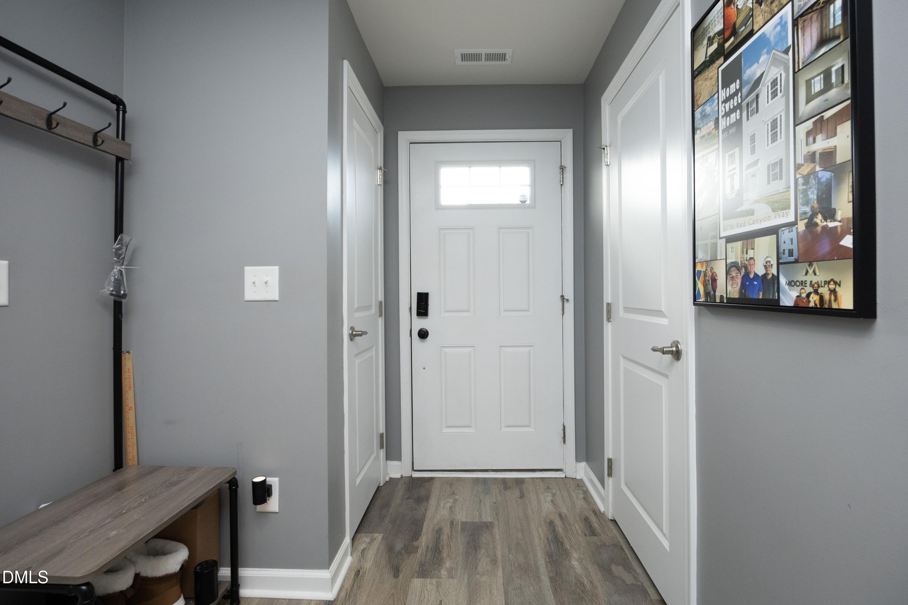 8716 Red Canyon Way Property Photo 5