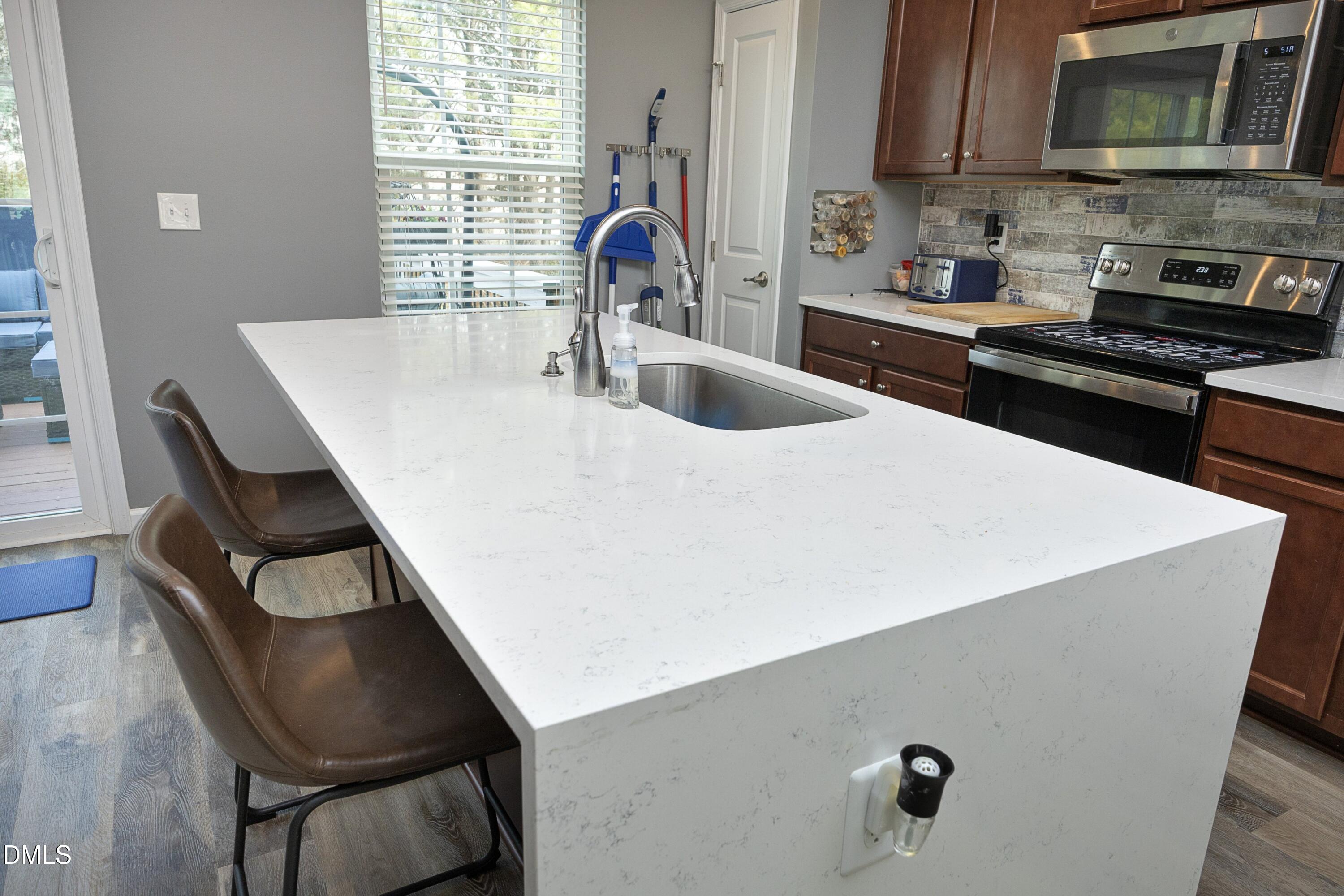 8716 Red Canyon Way Property Photo 11