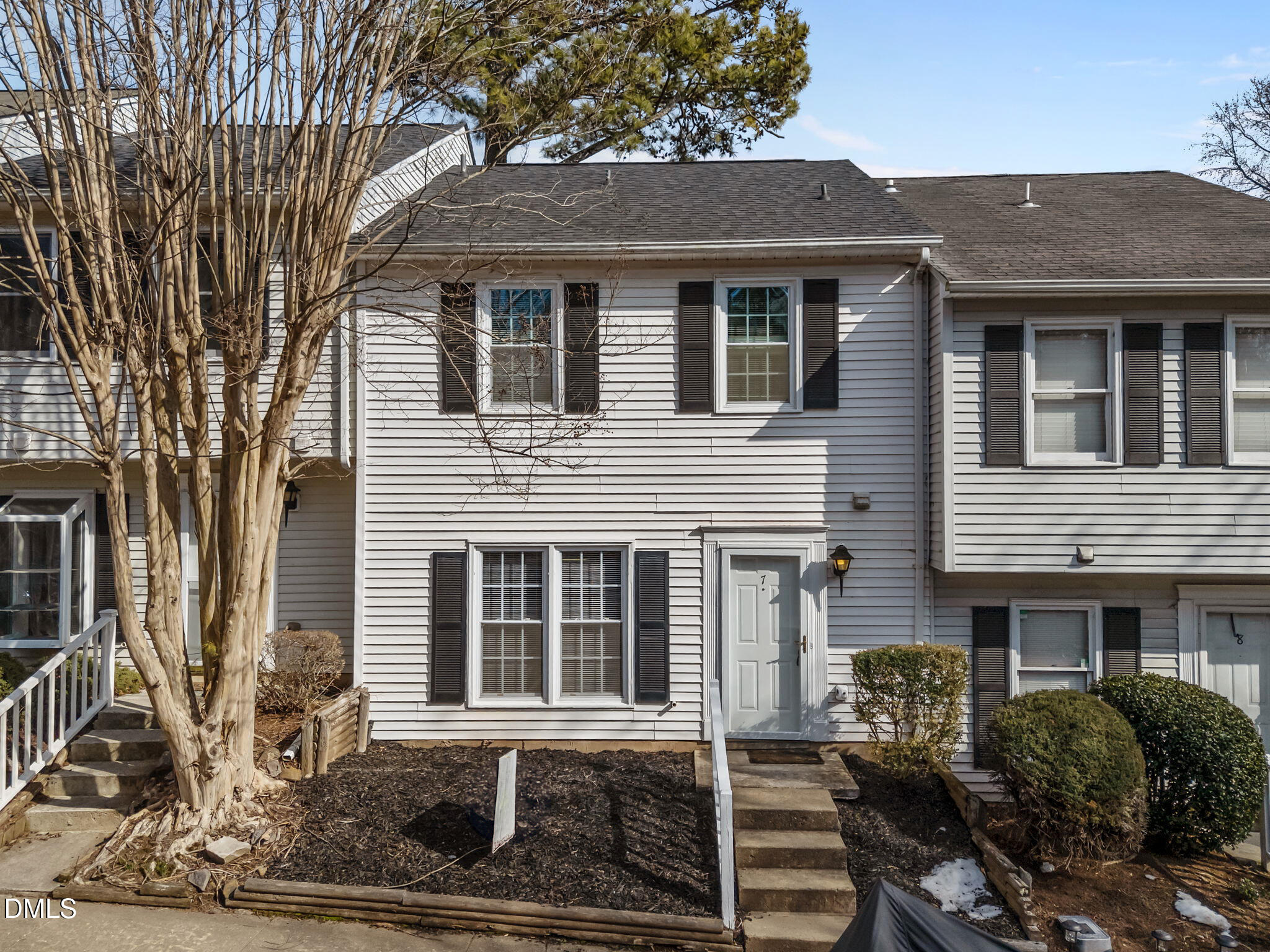 7 Durbin Place Property Photo 1